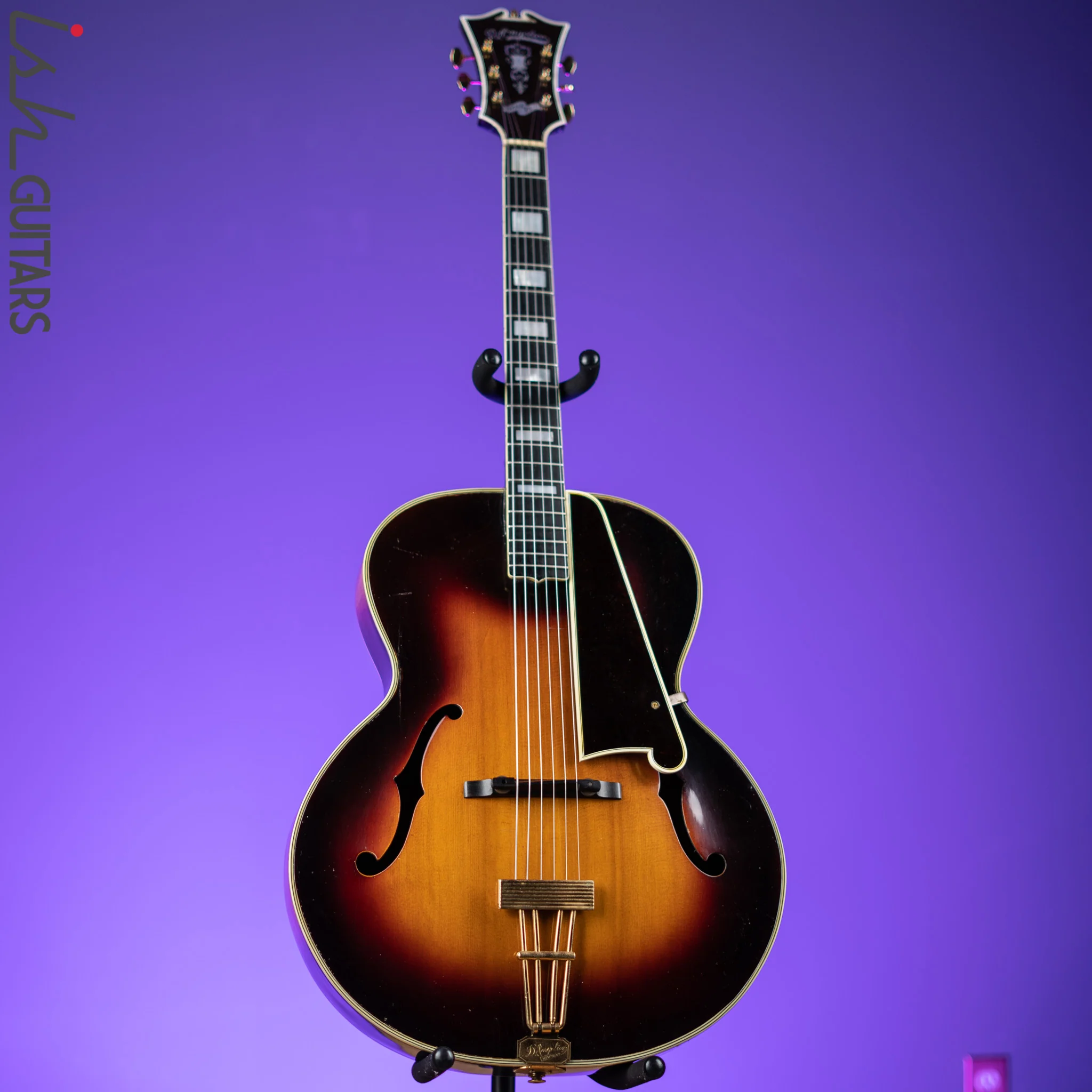 1940 D’Angelico Style B ArchTop Tobacco Burst - Image 2