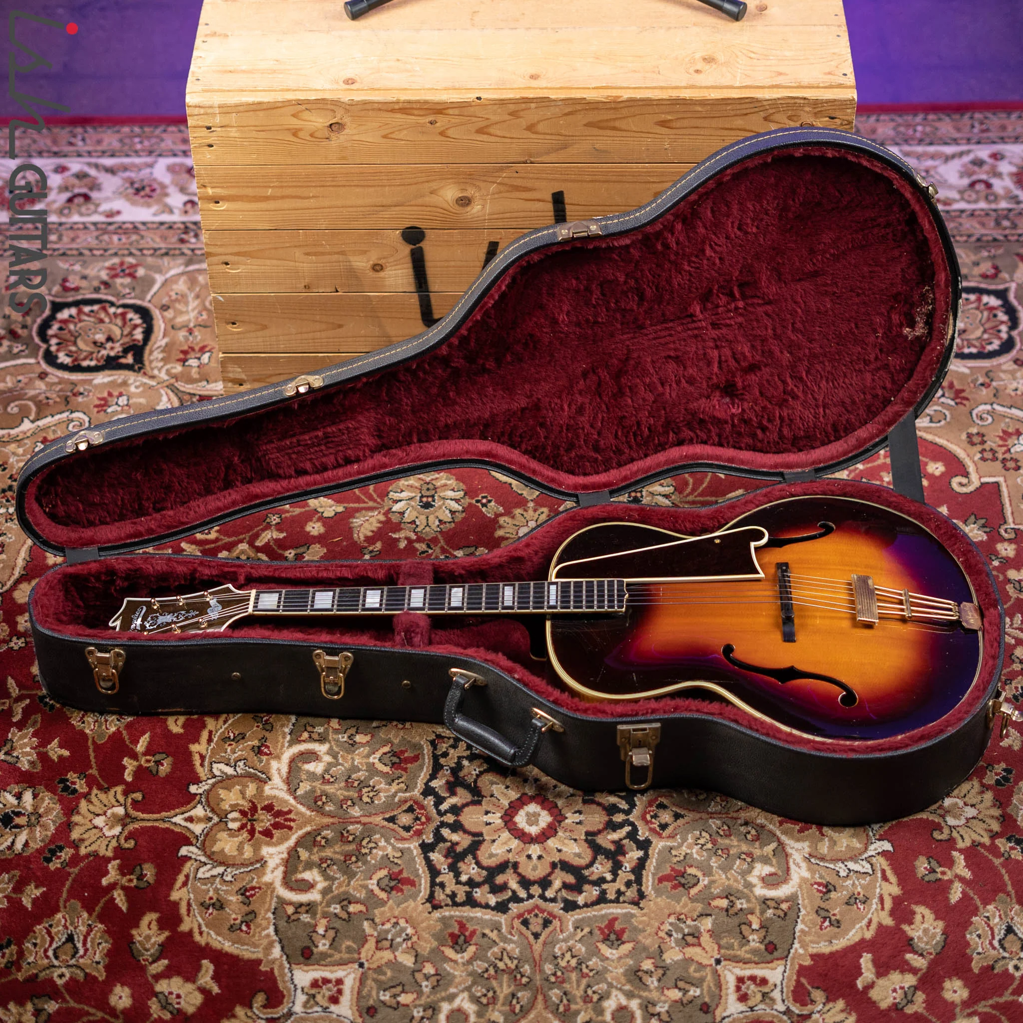 1940 D’Angelico Style B ArchTop Tobacco Burst - Image 21