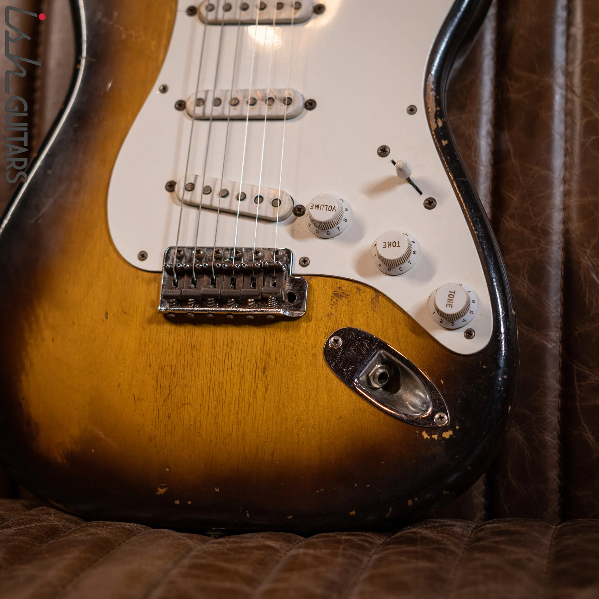 1956 Fender Stratocaster Burst - Image 4