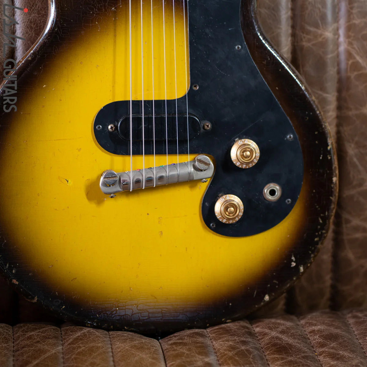 1959 Gibson Melody Maker 3/4 Scale Burst - Image 4