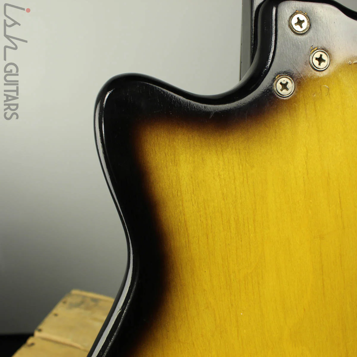 1960s Harmony Bobkat H15V Electric Guitar Sunburst w/ Vibrato and OHSC - Image 8
