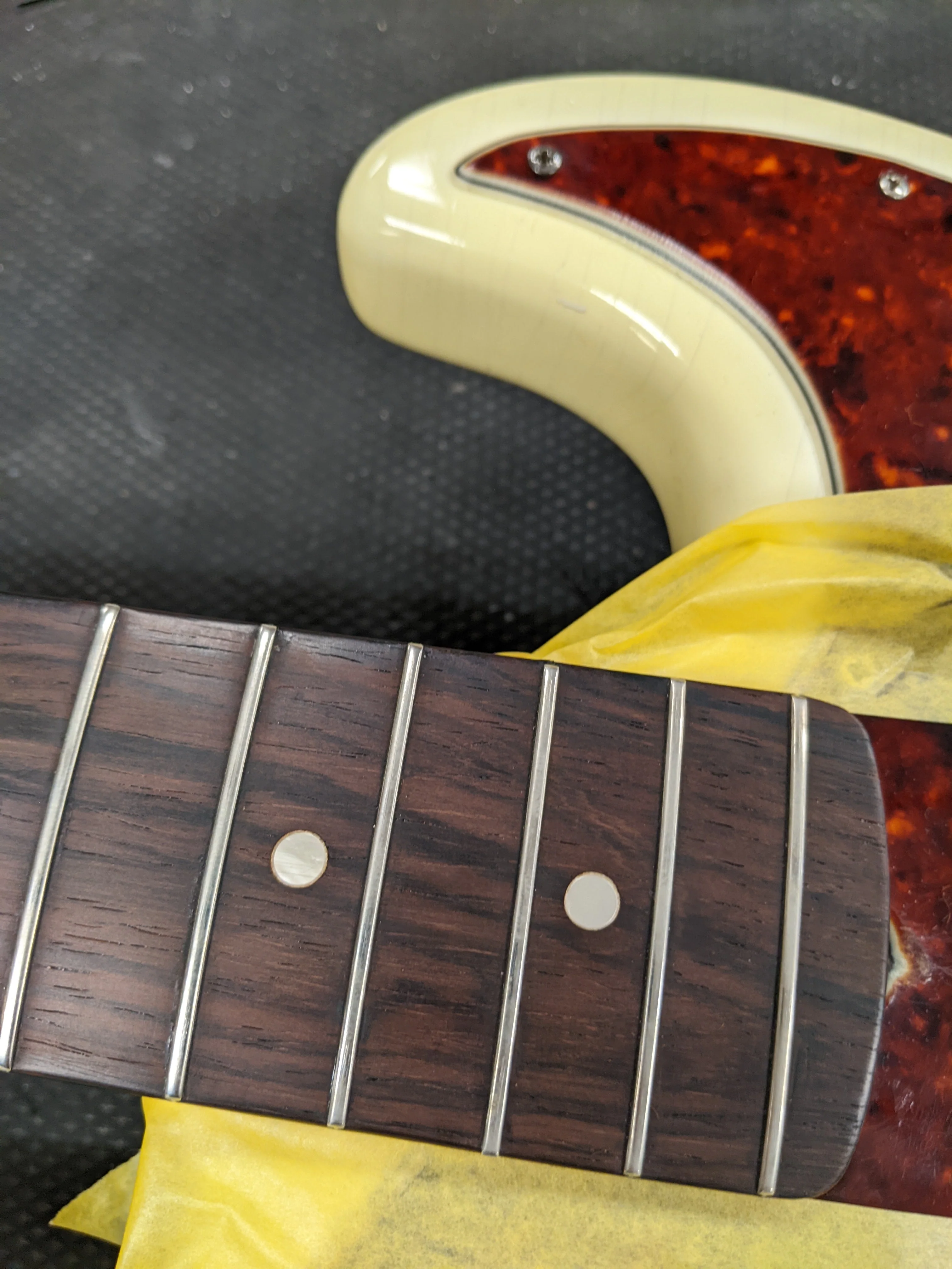 1961 Fender Jazz Bass Refin Stacked Knobs Olympic White - Image 24