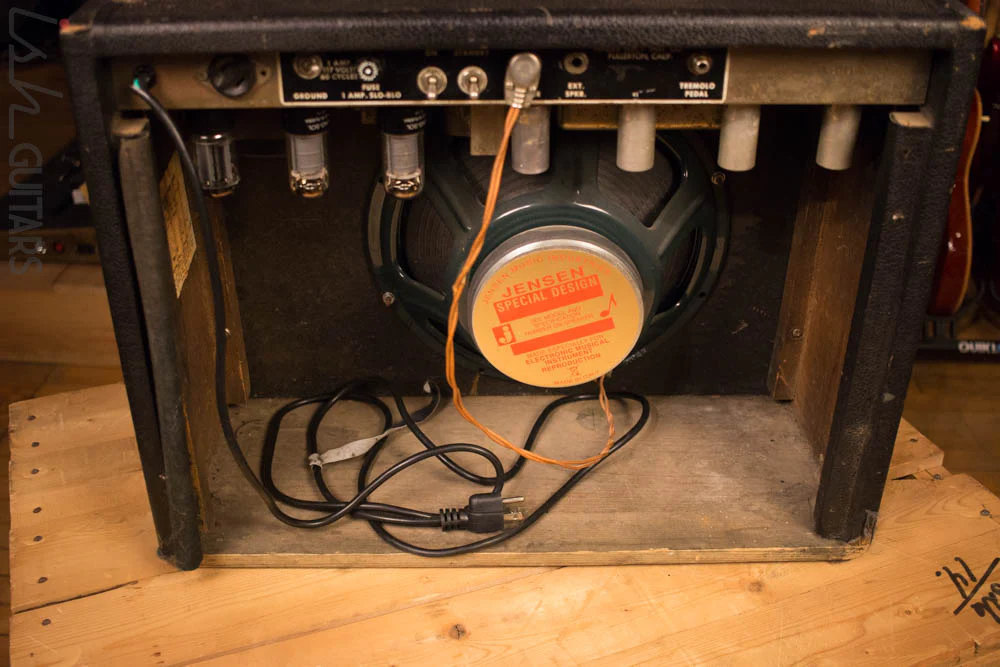 Pre CBS 1965 Fender Deluxe Guitar Amp - Image 8