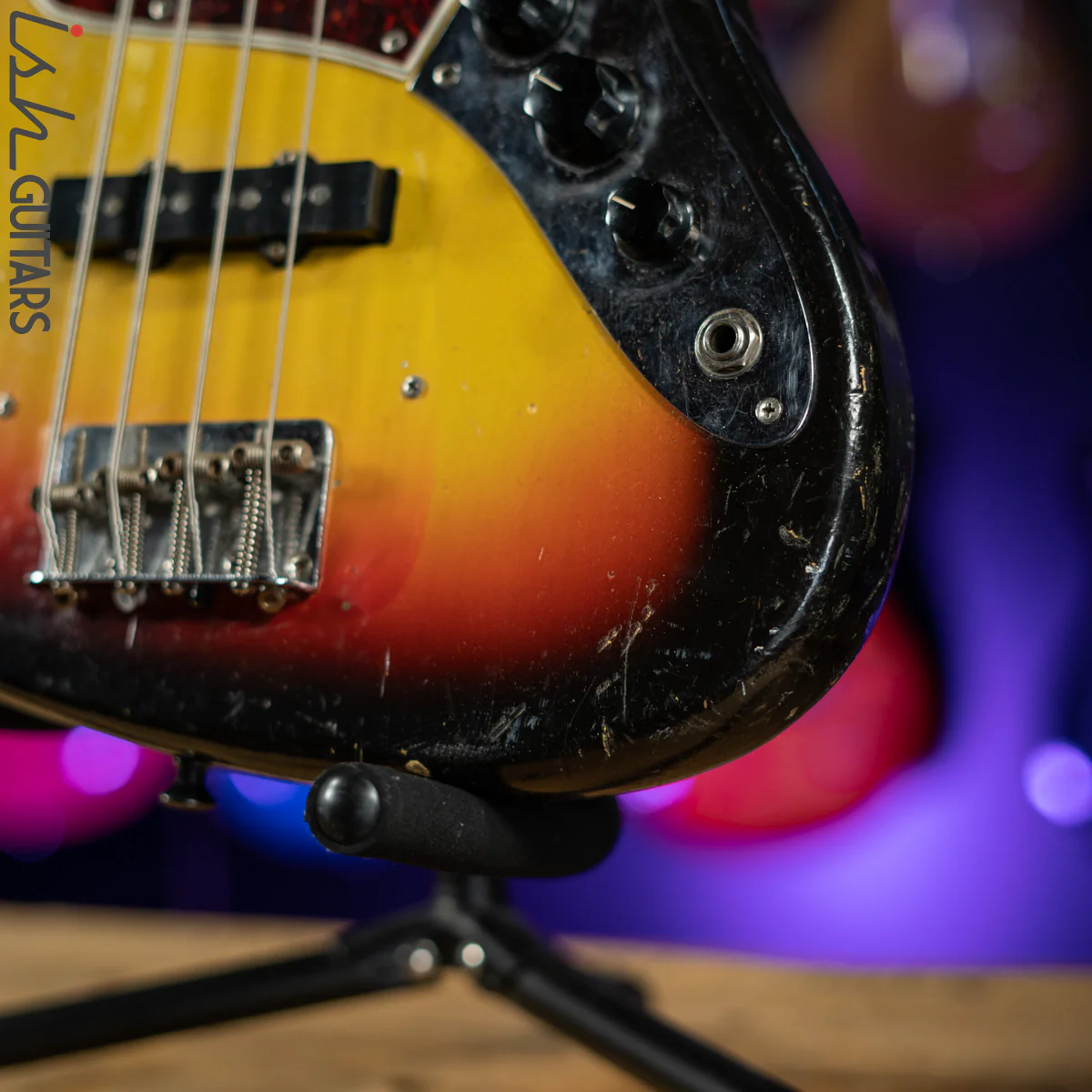 1967 Fender Jazz Bass Sunburst - Image 5