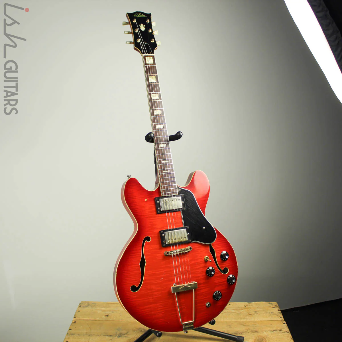 Early 1970s Aria 5502 Hollowbody - Image 3