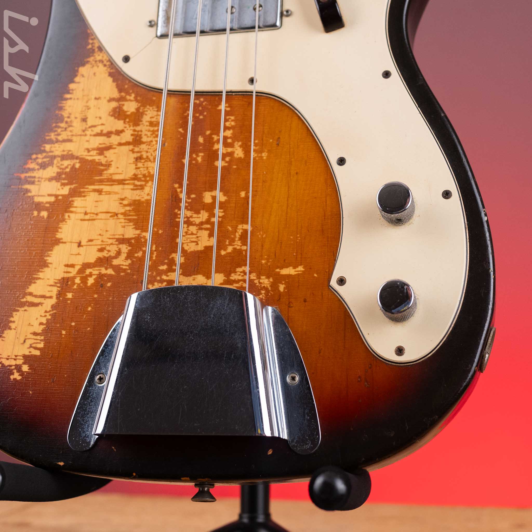 1972 Fender Telecaster Bass Sunburst - Image 4