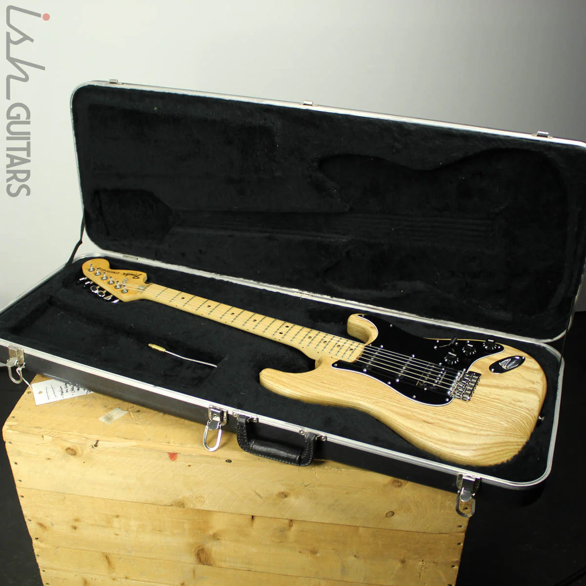 1978-81 Fender USA Stratocaster Natural Refin - Image 12