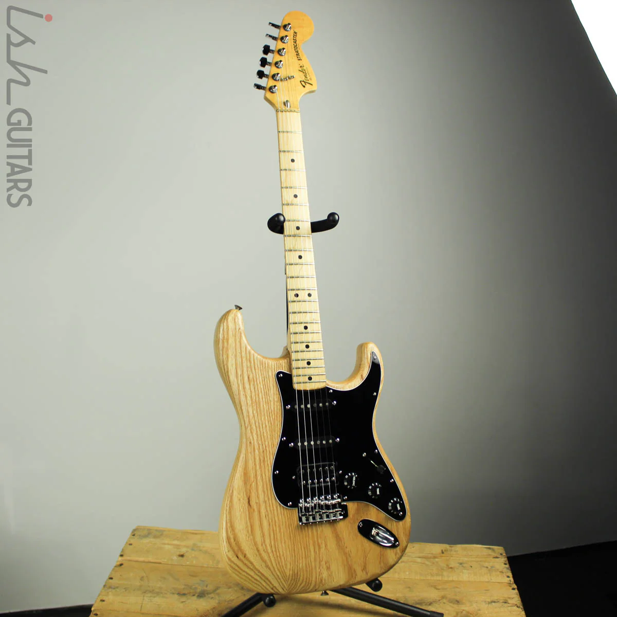 1978-81 Fender USA Stratocaster Natural Refin - Image 2