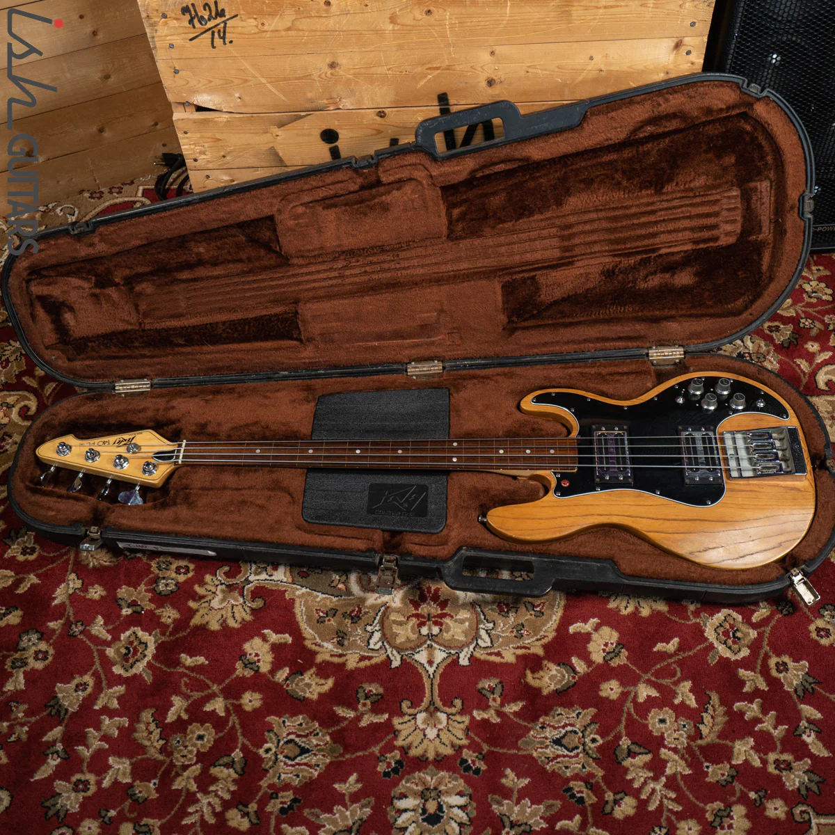 1980 Peavey T-40 FL Fretless Natural - Image 17