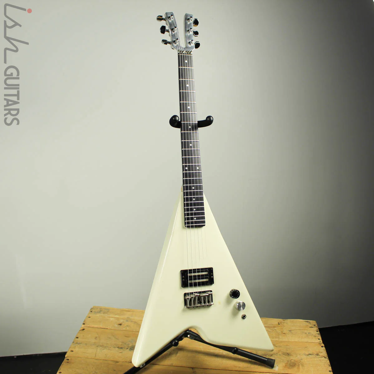 1980 Kramer XKG-10 Olympic White - Image 2