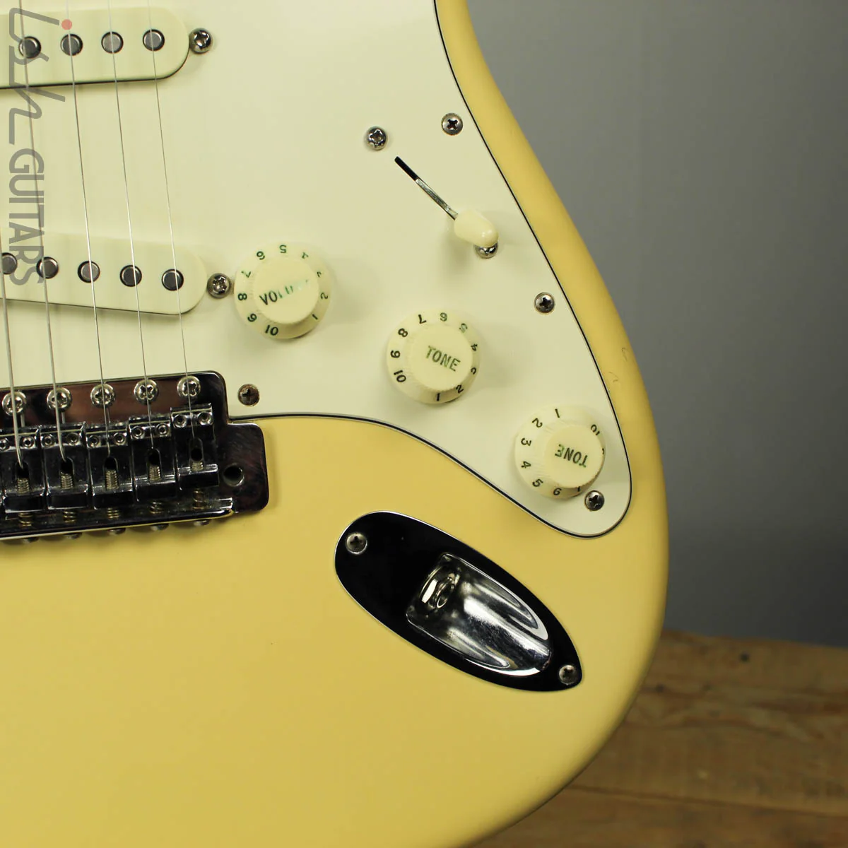 1982 Fender “Dan Smith” Stratocaster Olympic White - Image 4