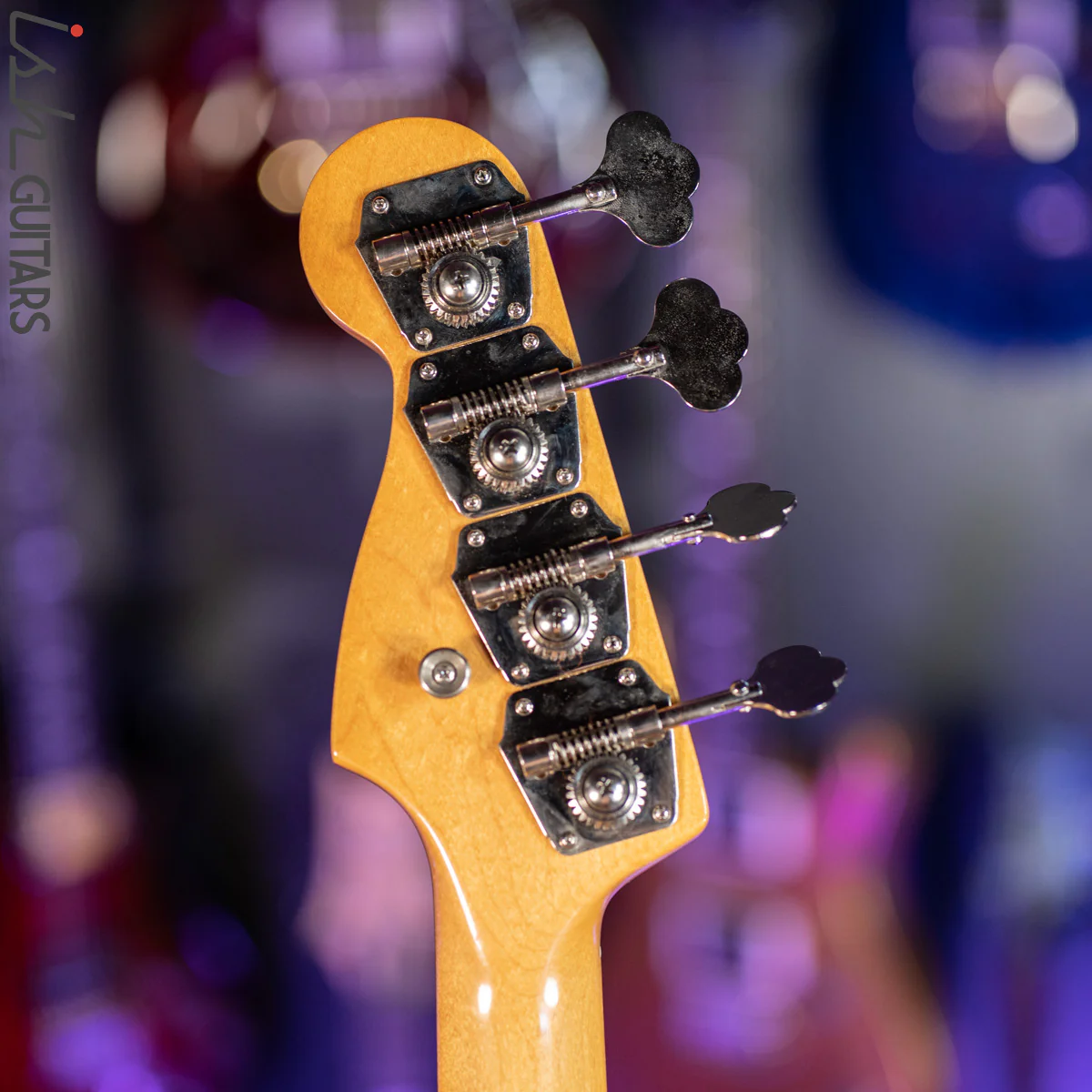 1982 Fender '57 Reissue Precision Sunburst - Image 11