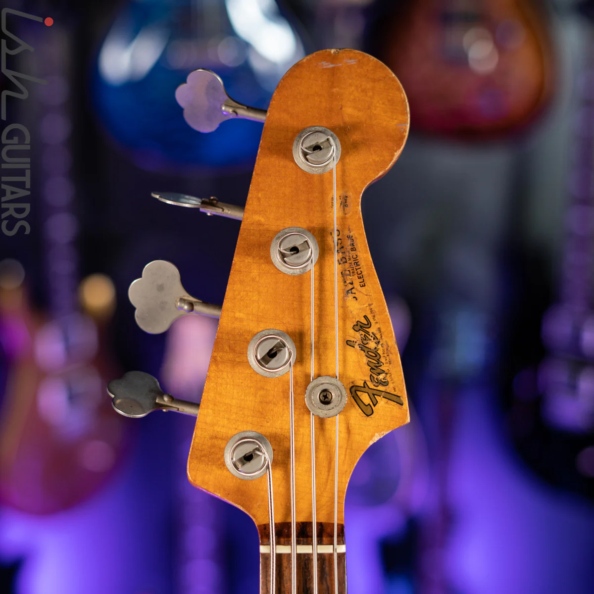 1983 Fender Fullerton ‘62 Reissue Jazz Bass 3-Tone Sunburst - Image 6