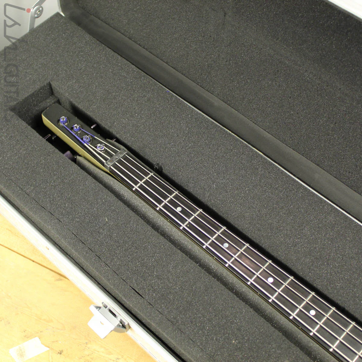 1987 Gibson Steinberger 20/20 Bass Silver Luna Silver - Image 10
