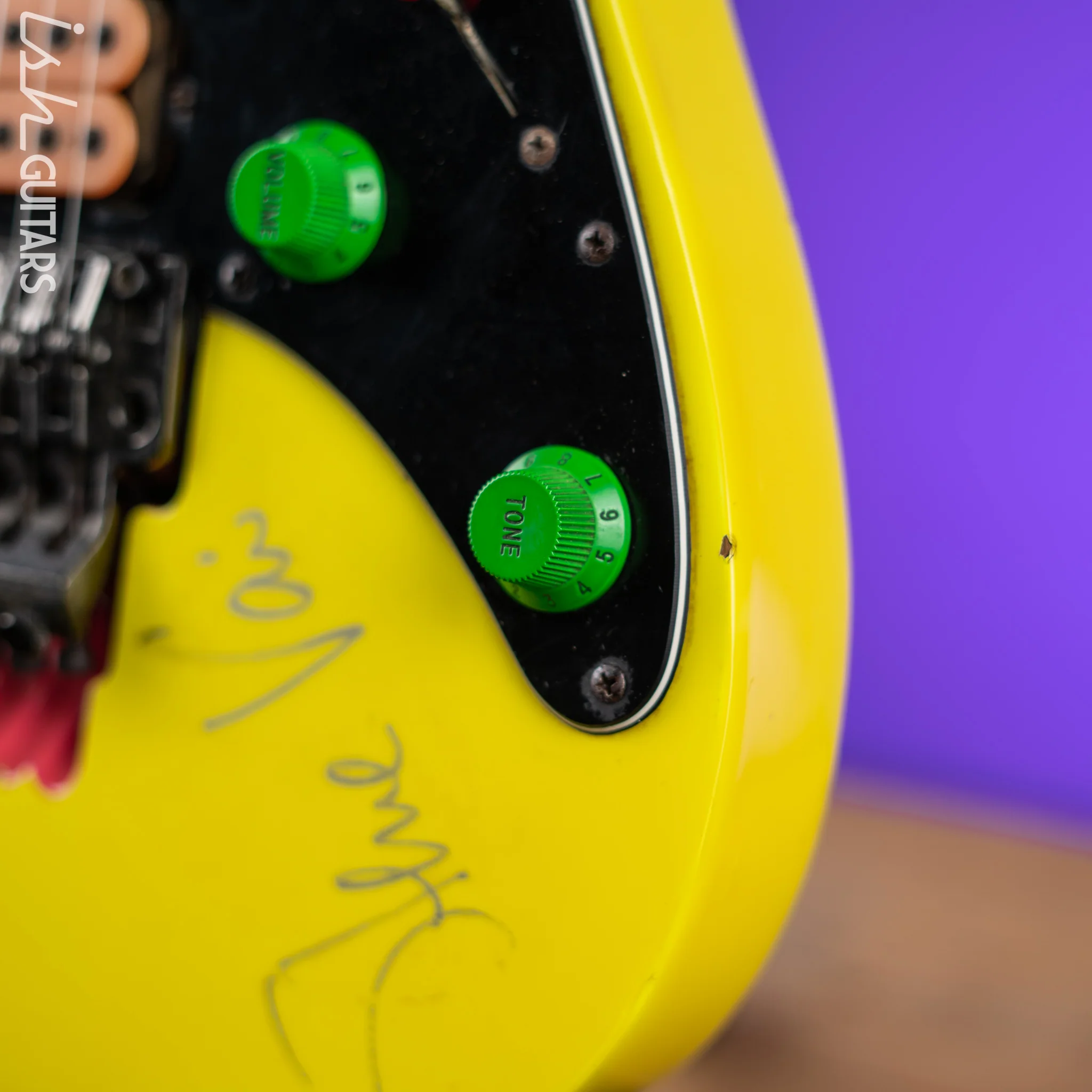 1990 Ibanez JEM 777 Steve Vai Signature Desert Yellow *Signed* - Image 8