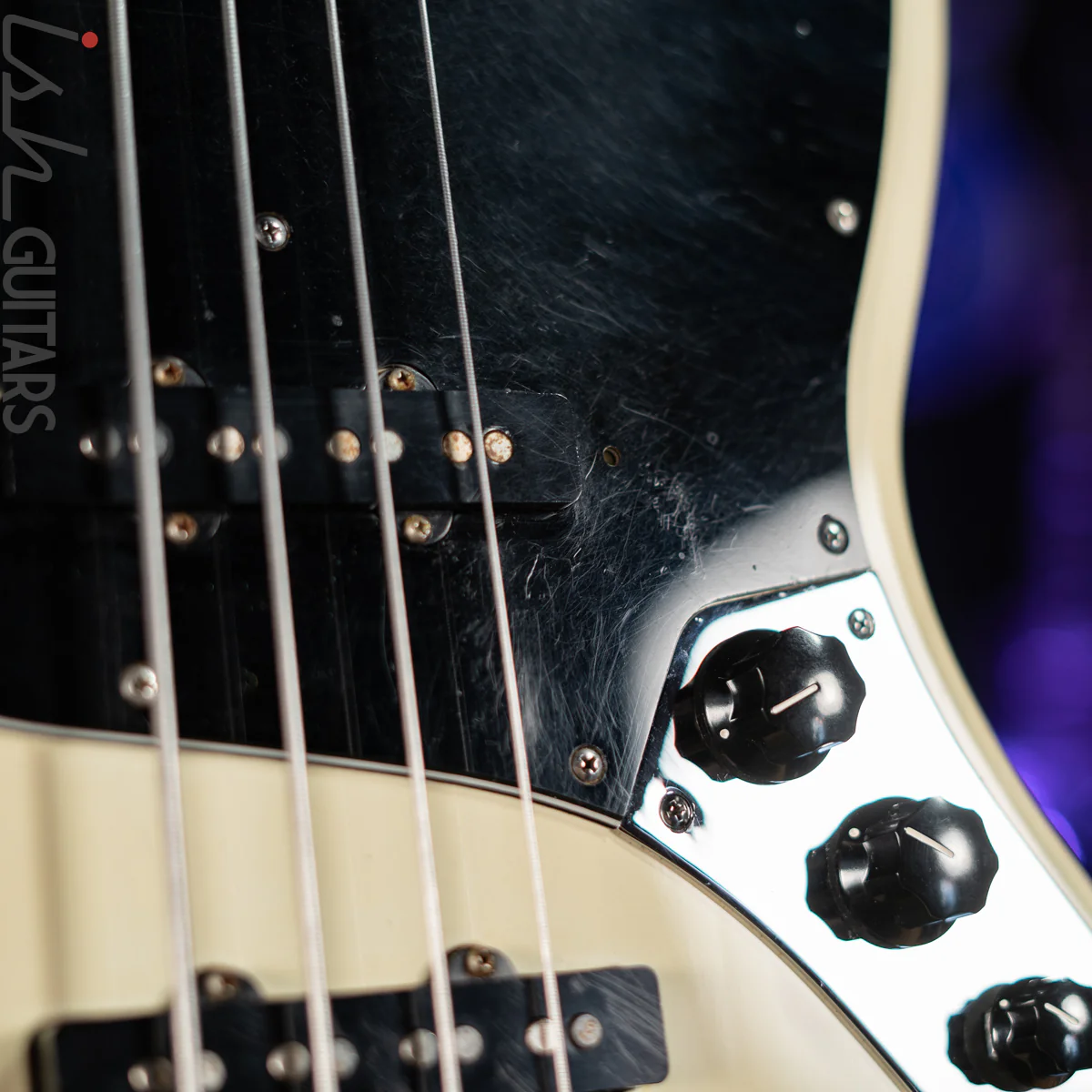 1990-1991 Fender MIJ Fretless Jazz Bass Olympic White - Image 19