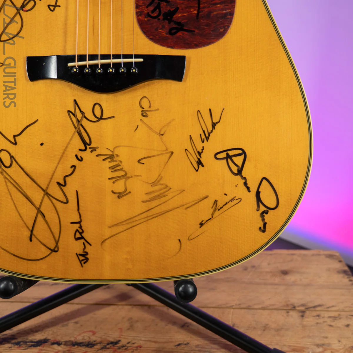 Early 1990s Alvarez 2560 Silver Anniversary Natural Signed by Crosby, Stills, & Nash, Entwistle and more! - Image 4