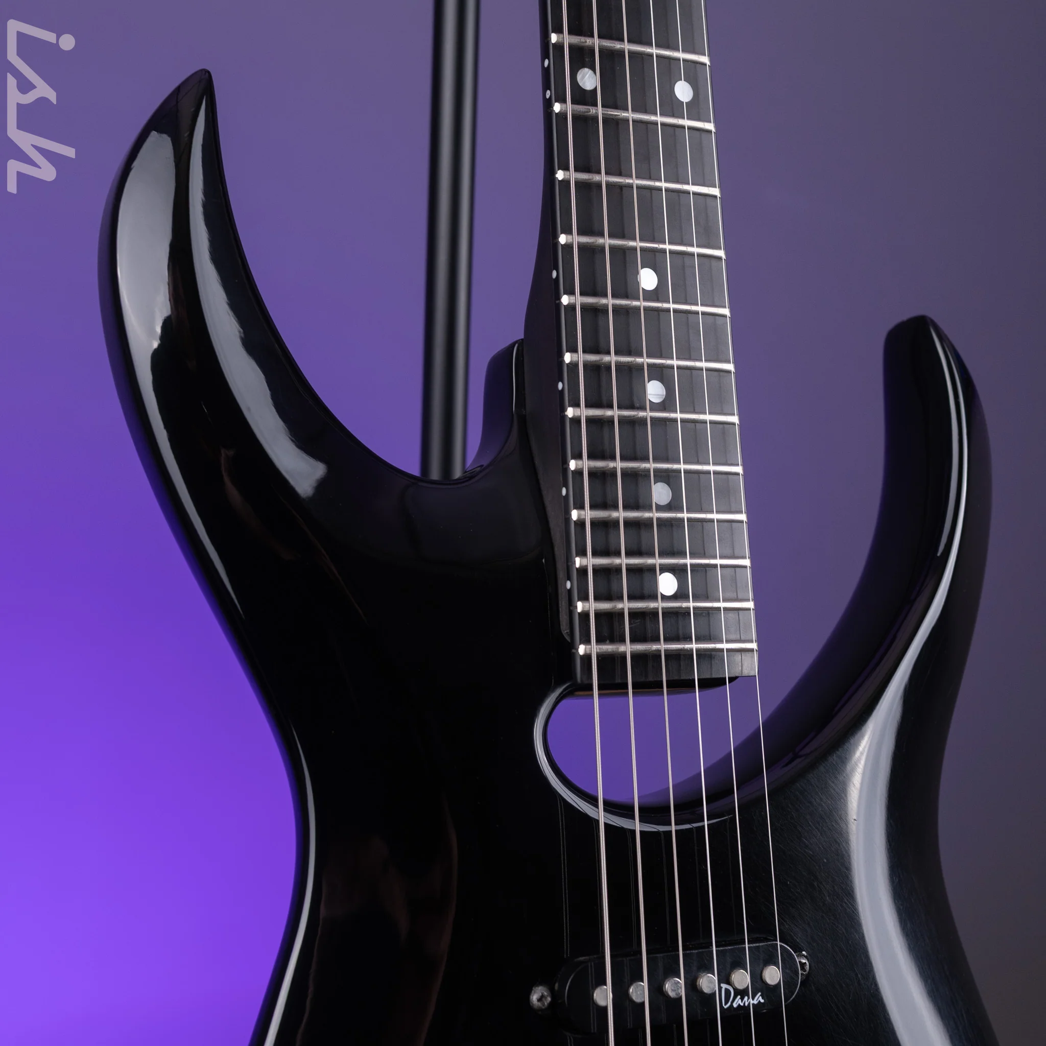 1990's Alvarez Dana Scoop Black Floyd Modulus Graphite Neck - Image 4
