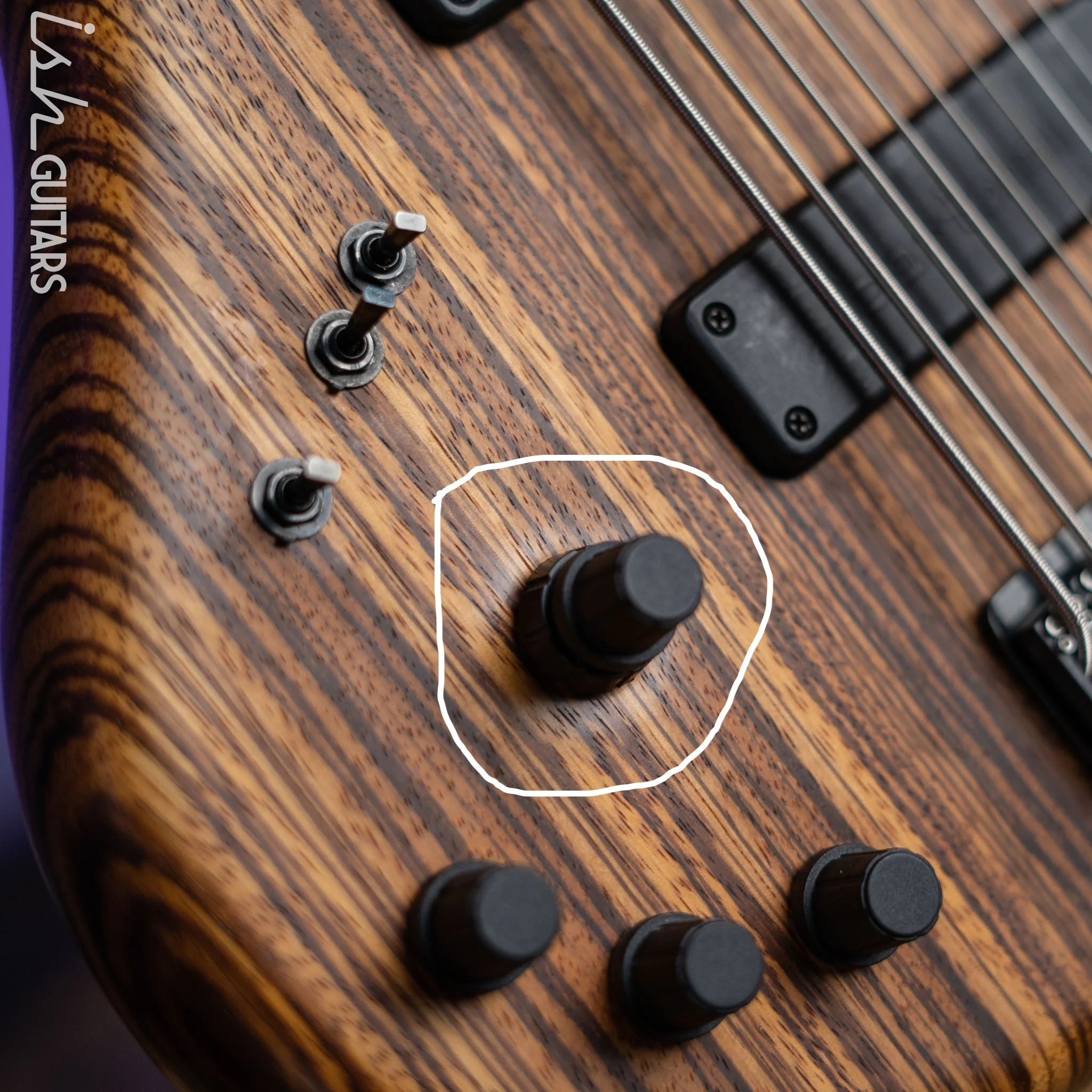 1990's Warr Guitars Artist 8 String Bass - Image 7