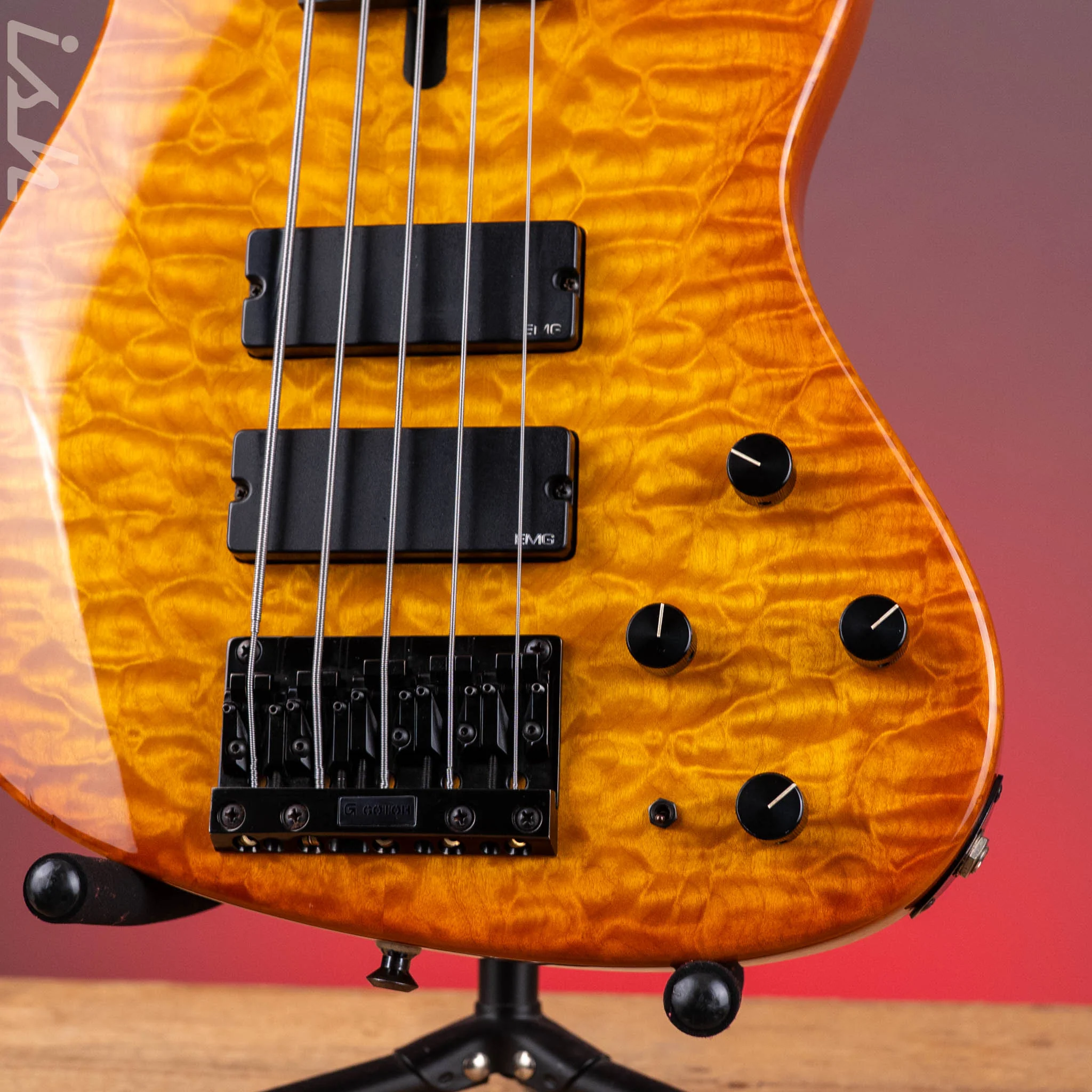 1992 Sadowsky 5-String Bass Caramel Burst - Image 5