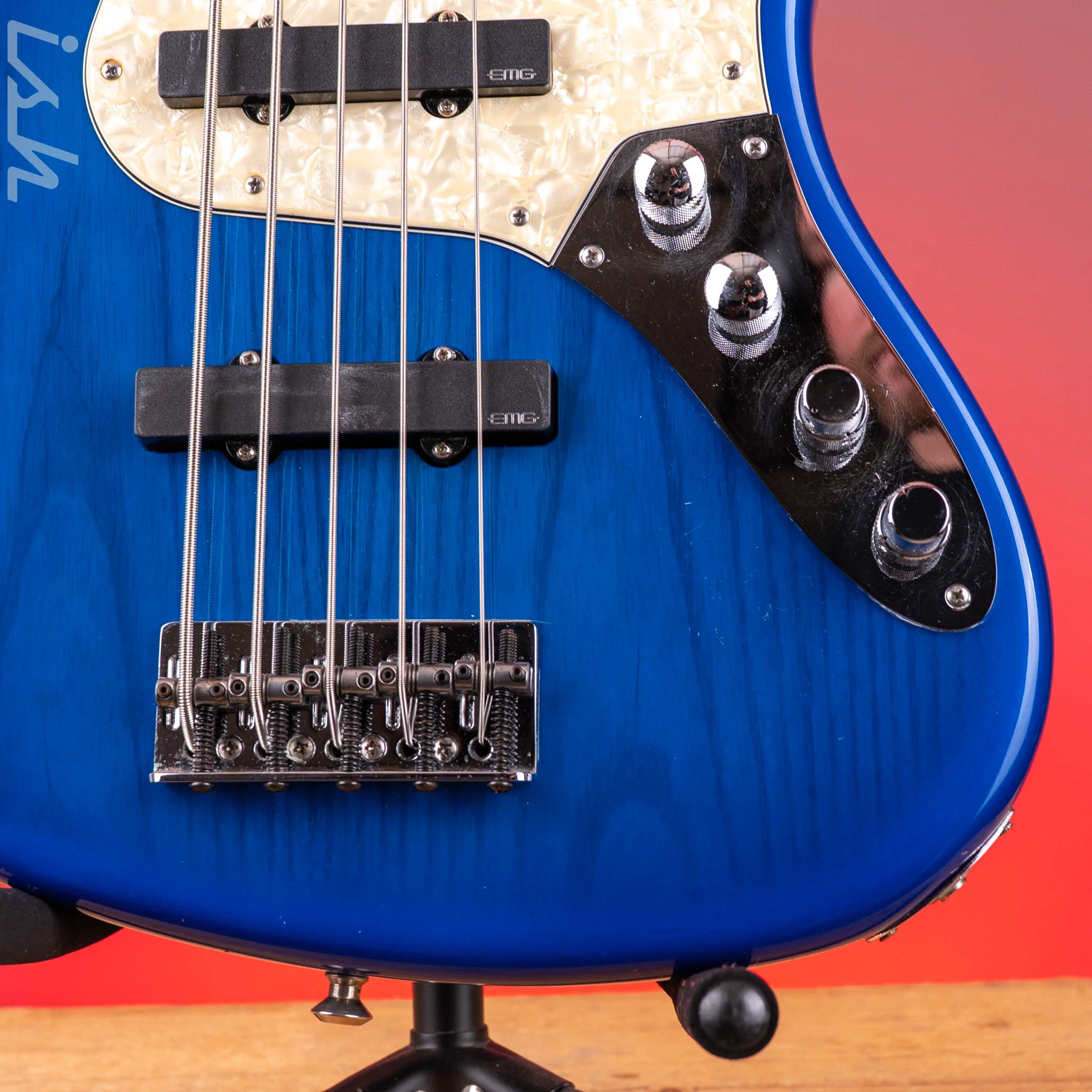 1996 Fender 50th Anniversary USA Jazz Bass Deluxe Active Blue Burst w/ EMG Pickups & Preamp - Image 5