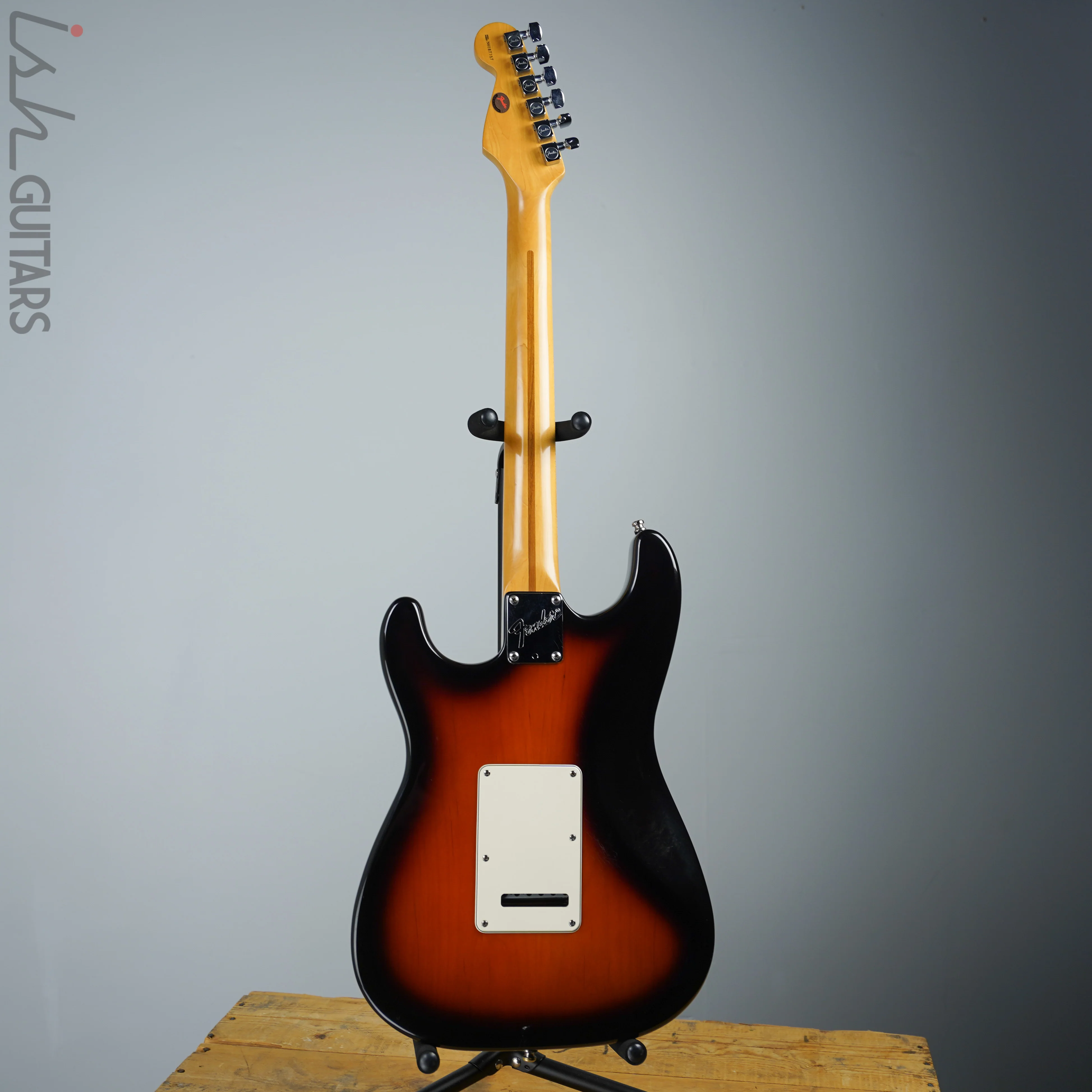 1996 Fender American Standard Stratocaster Sunburst - Image 6