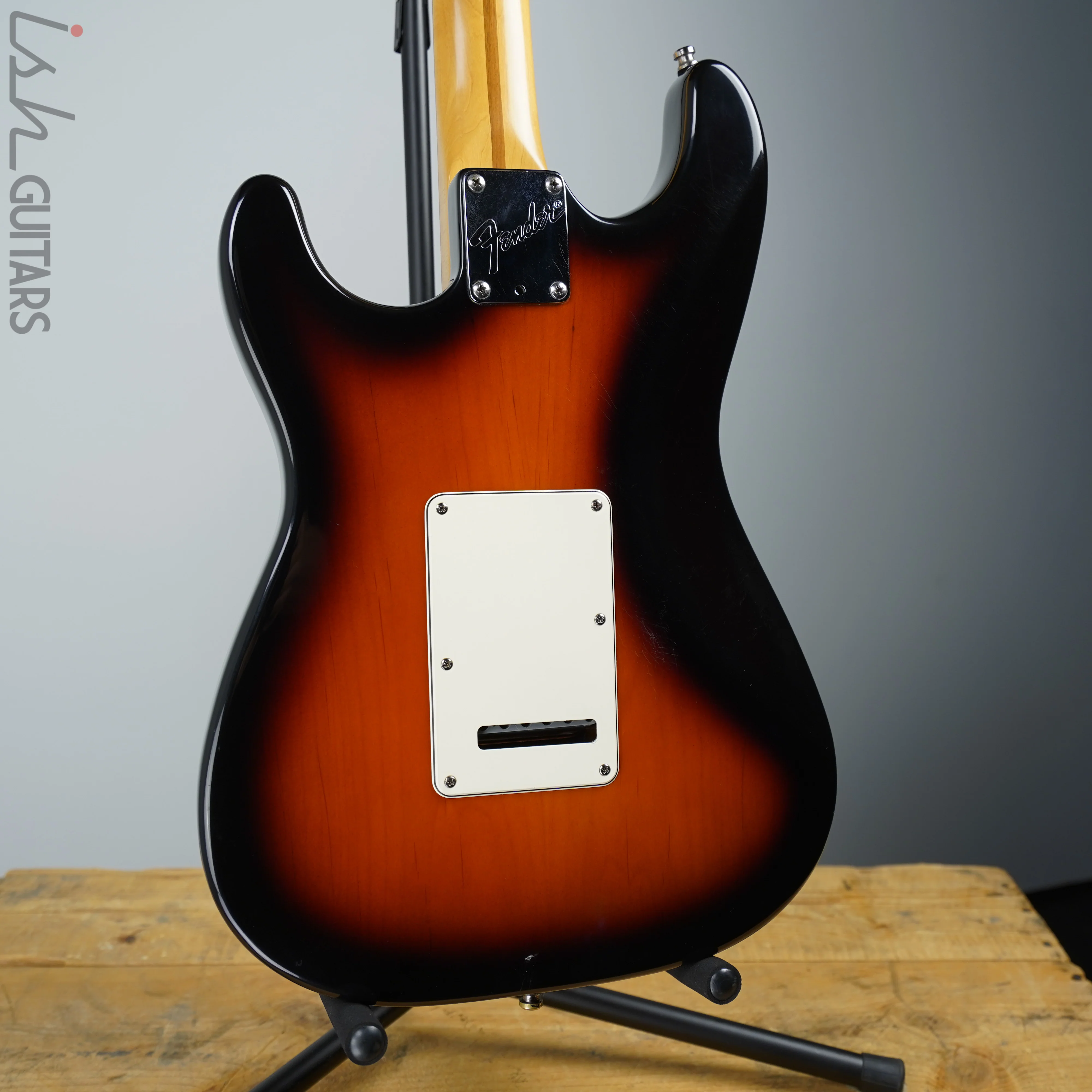 1996 Fender American Standard Stratocaster Sunburst - Image 7