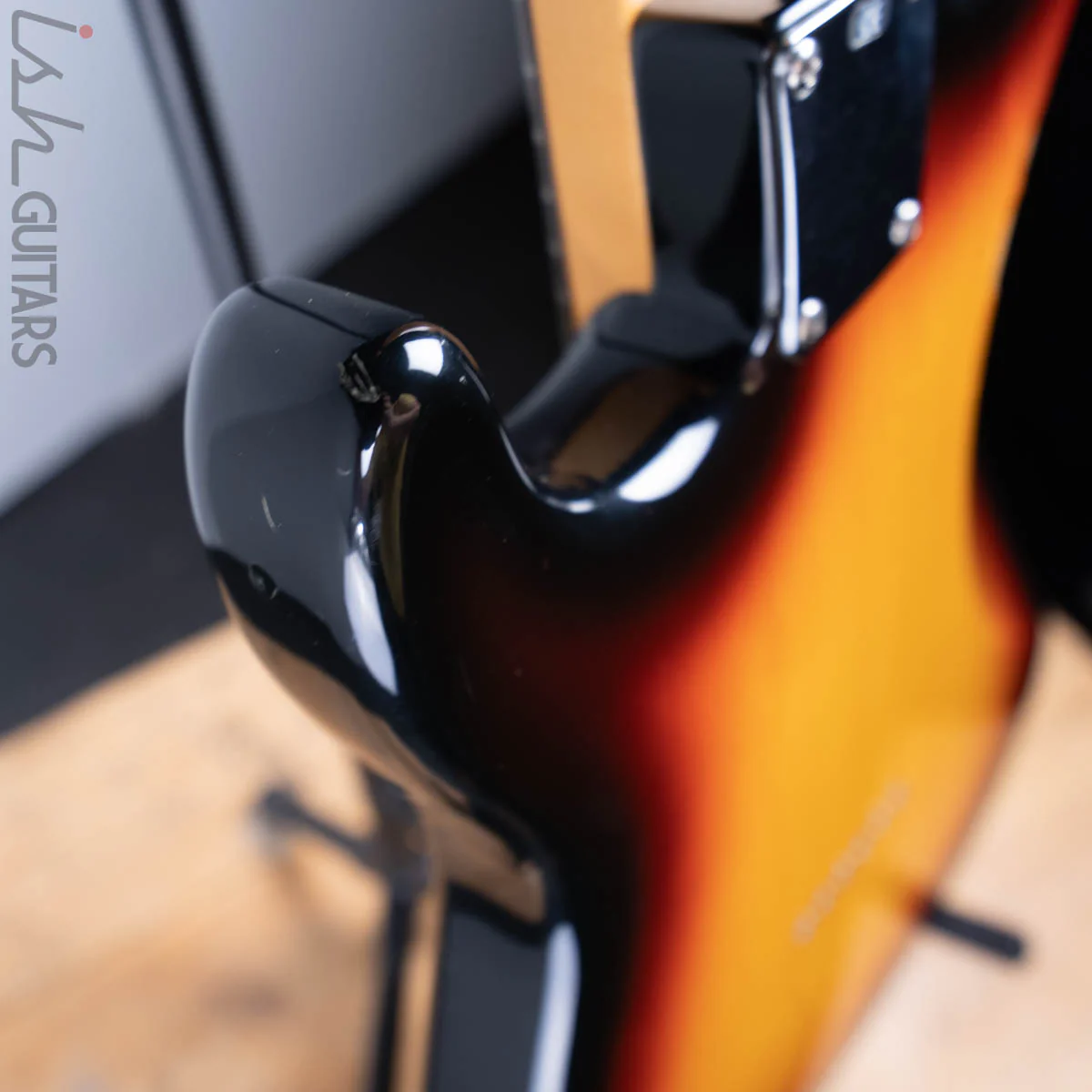 1996 Fender Robert Cray Signature Stratocaster Three Tone Sunburst - Image 11