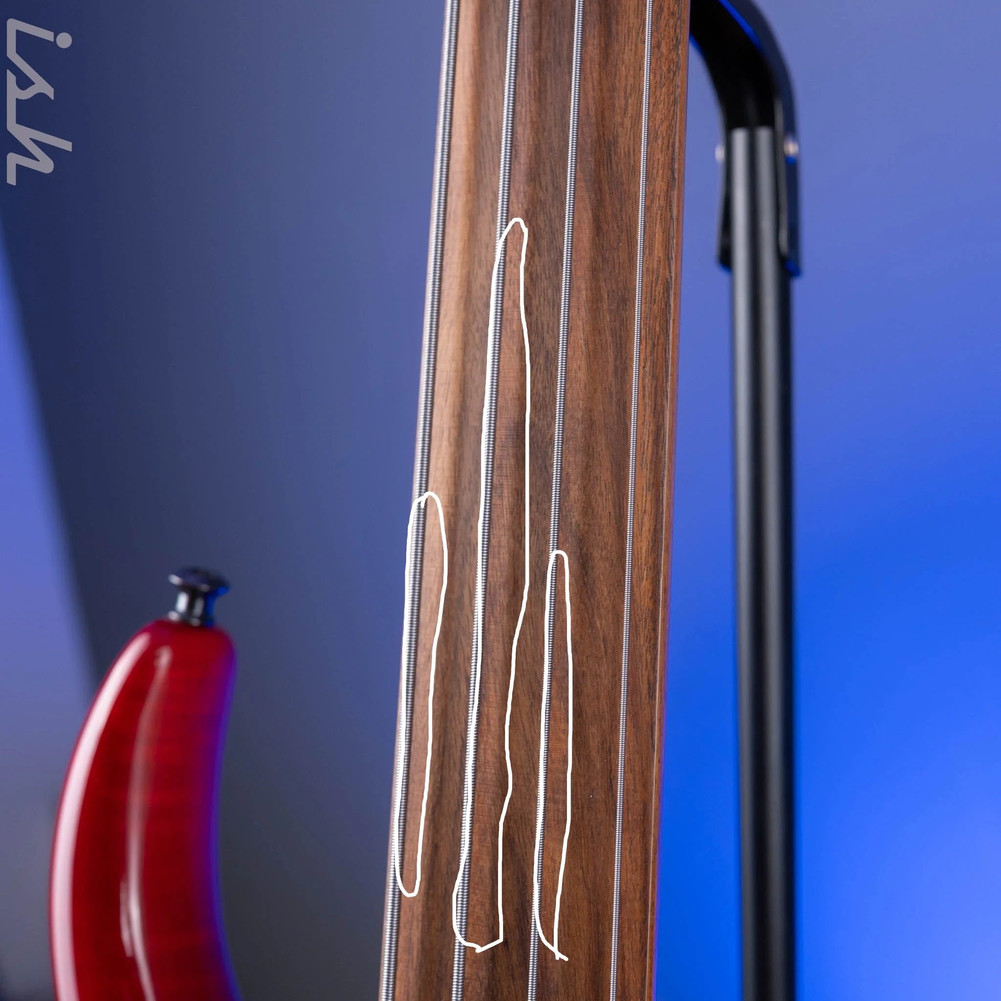 1996 Tobias Basic 4 Fretless Red - Image 8