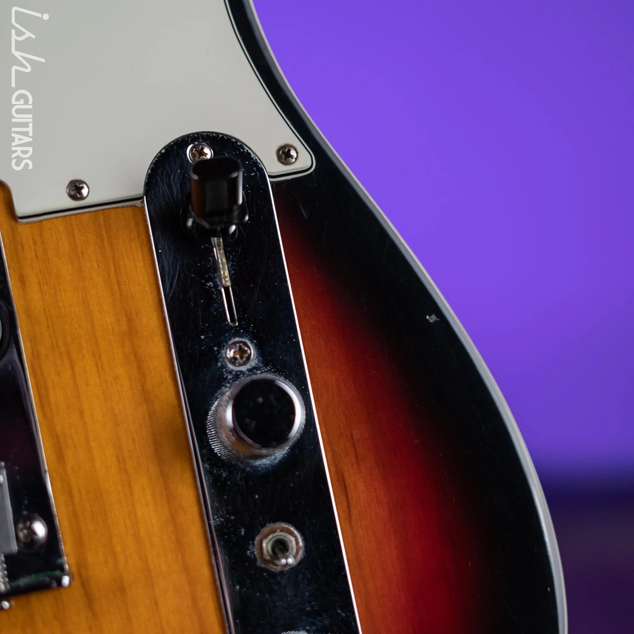 1998-1999 Fender American Deluxe Nashville Telecaster Sunburst - Image 16