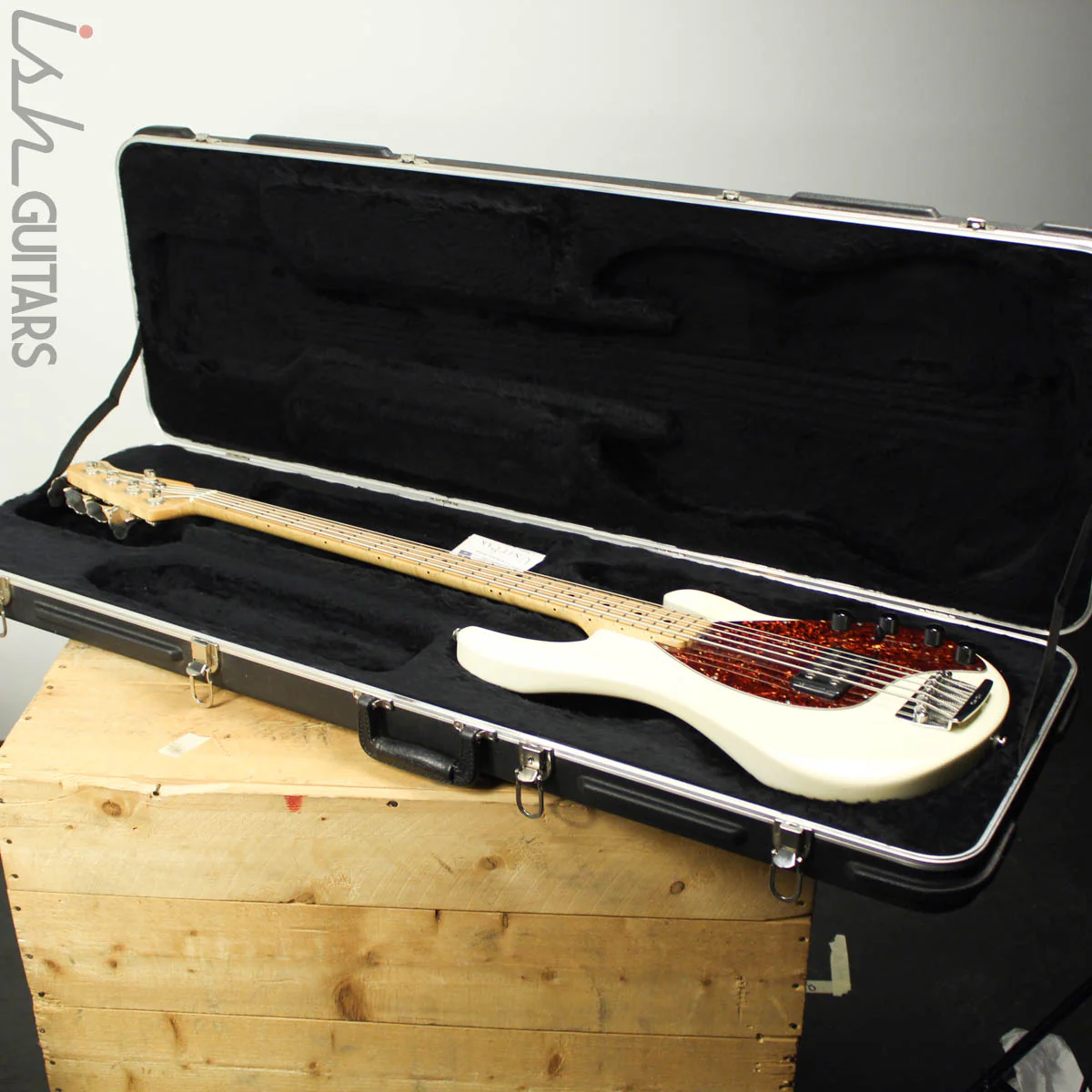 1998 Ernie Ball Music Man StingRay 5 Olympic White - Image 10