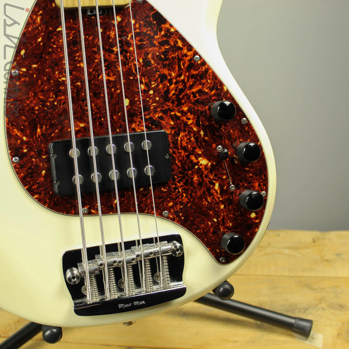 1998 Ernie Ball Music Man StingRay 5 Olympic White - Image 3
