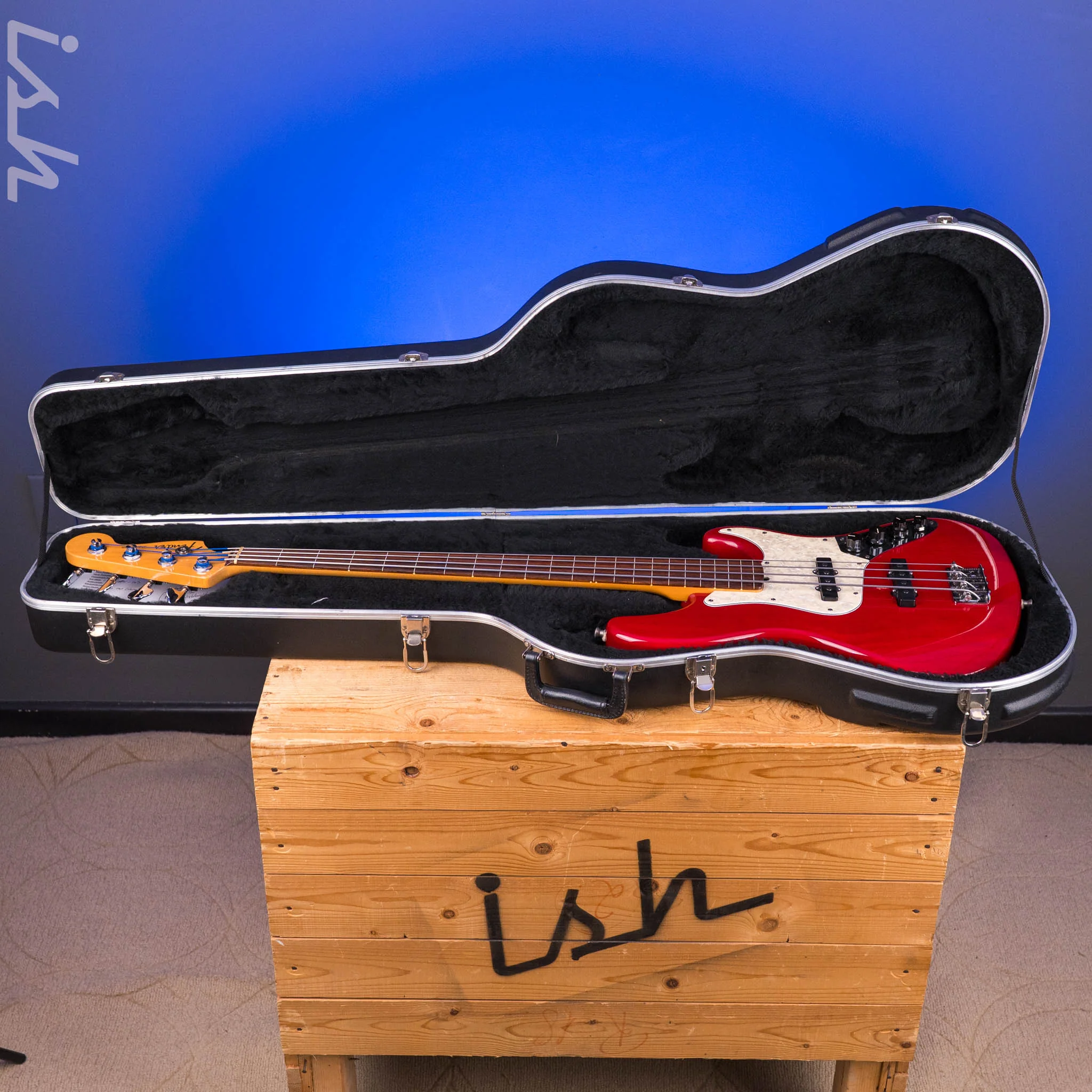 1999 Fender American Deluxe Jazz Bass Fretless 4-String Transparent Crimson Red - Image 26
