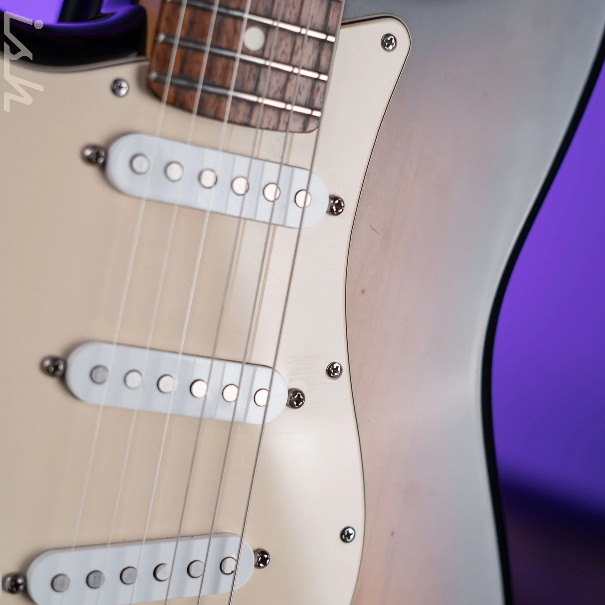 1999 Lefty Fender American Standard Strat Sunburst - Image 7