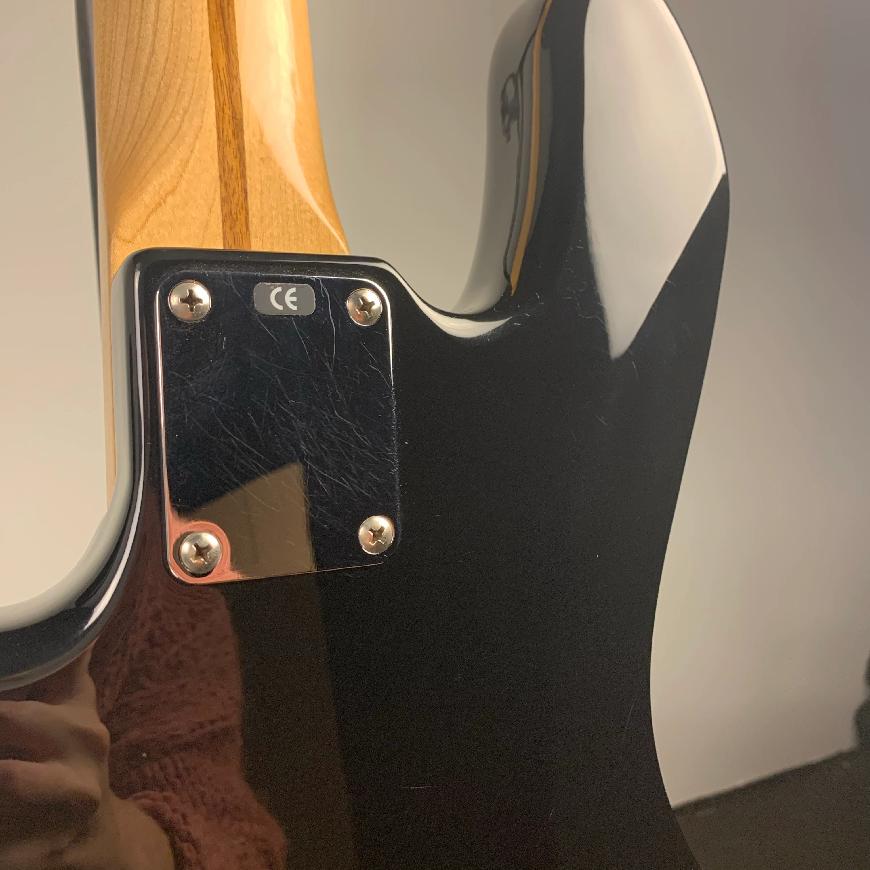 2000 Fender MIM Fretless Jazz Bass Black - Image 18