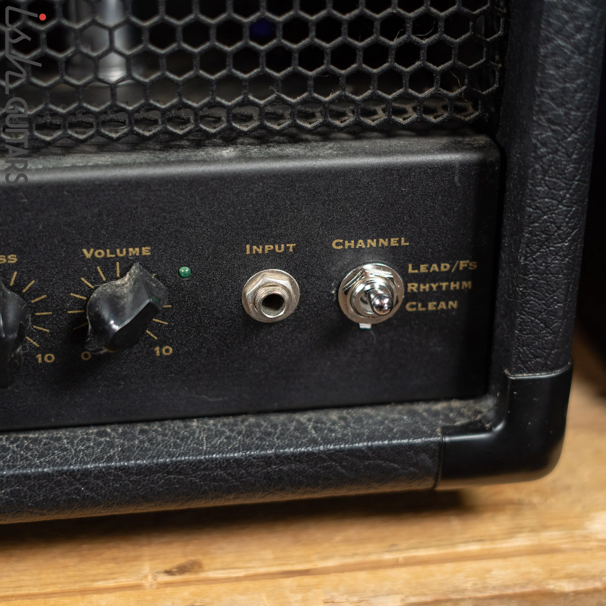 2000’s Peavey 3120 120w Amplifier Head - Image 9