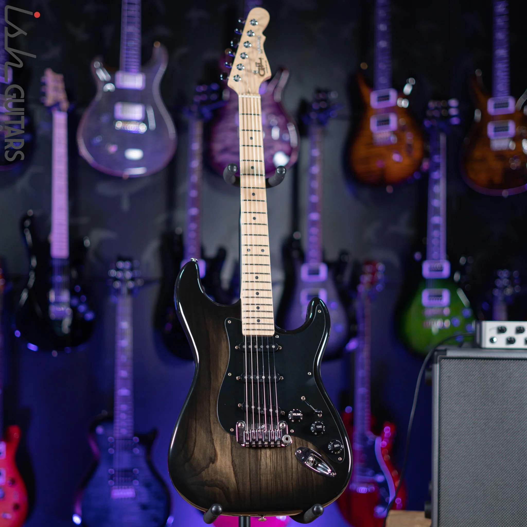 2000s G&L Legacy USA Blackburst - Image 2