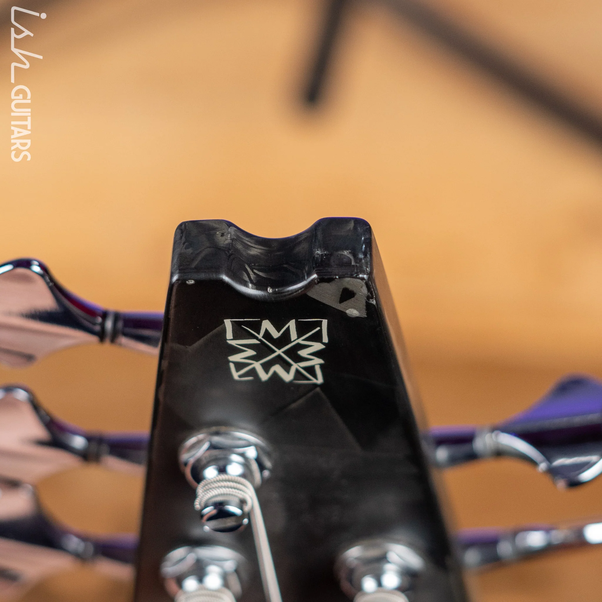 2001 Modulus Quantum 5 Fretless Bass - Image 8