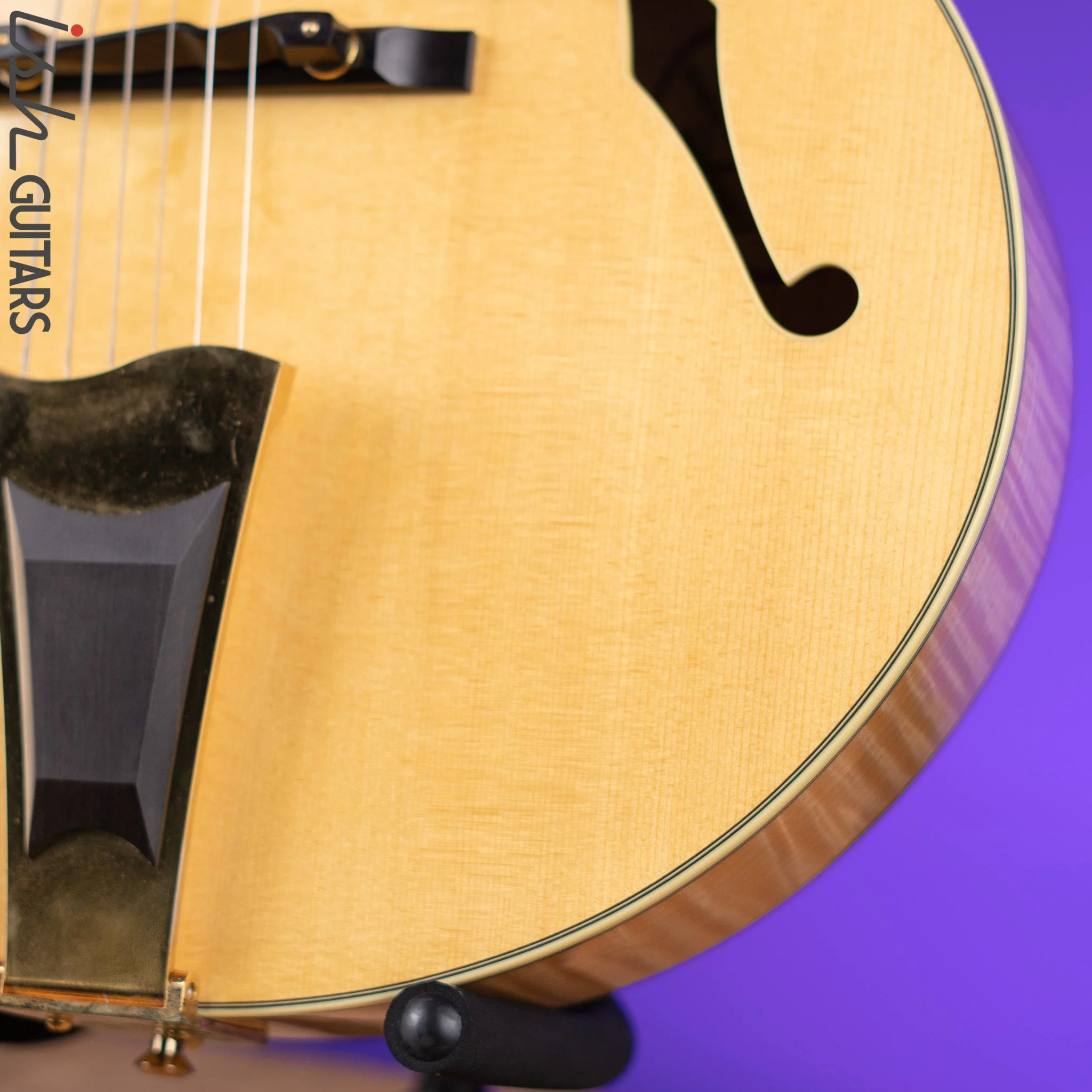2003 Bourgeois A-500 Archtop Natural - Image 4