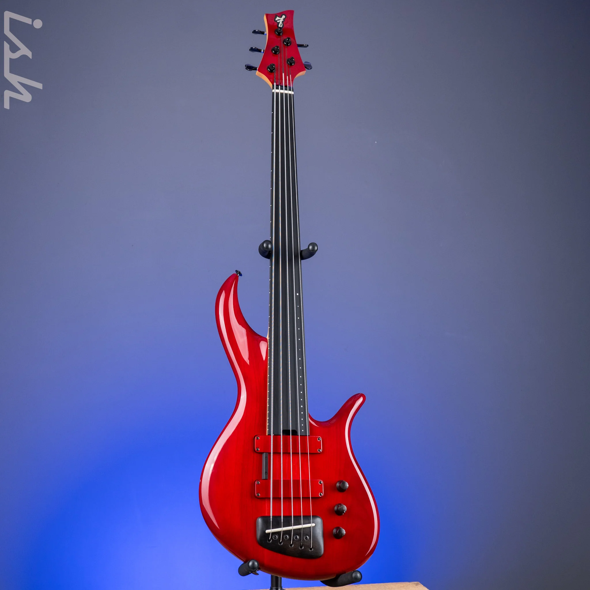 2004 F Bass BNF5 Fretless Transparent Red - Image 2