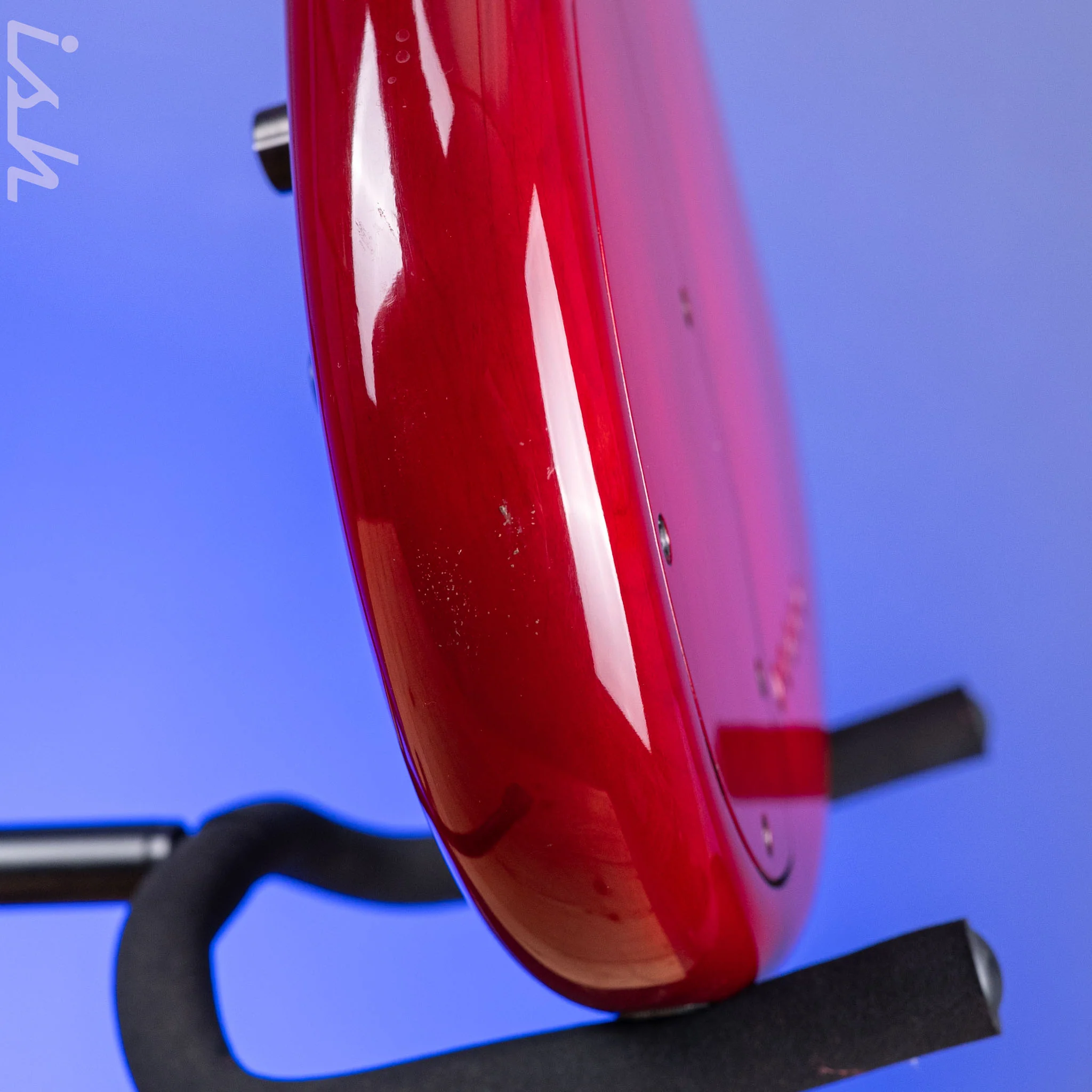 2004 F Bass BNF5 Fretless Transparent Red - Image 20