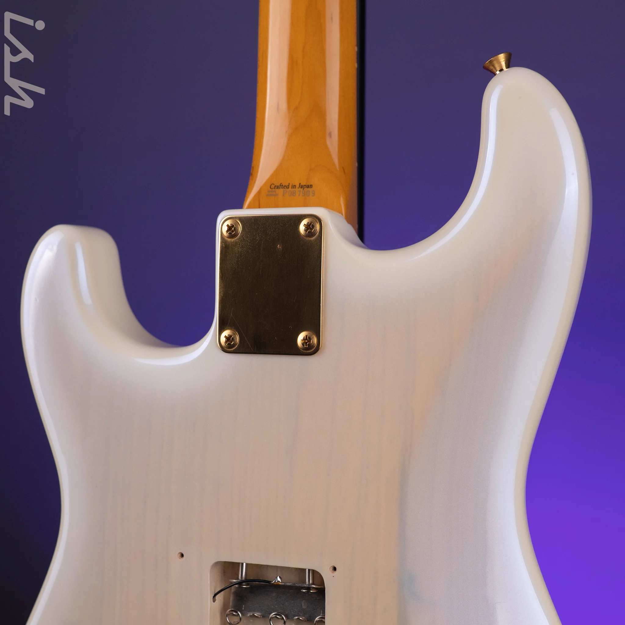 2004 Fender '57 Reissue Stratocaster ST80-SPL White Burst - Image 14
