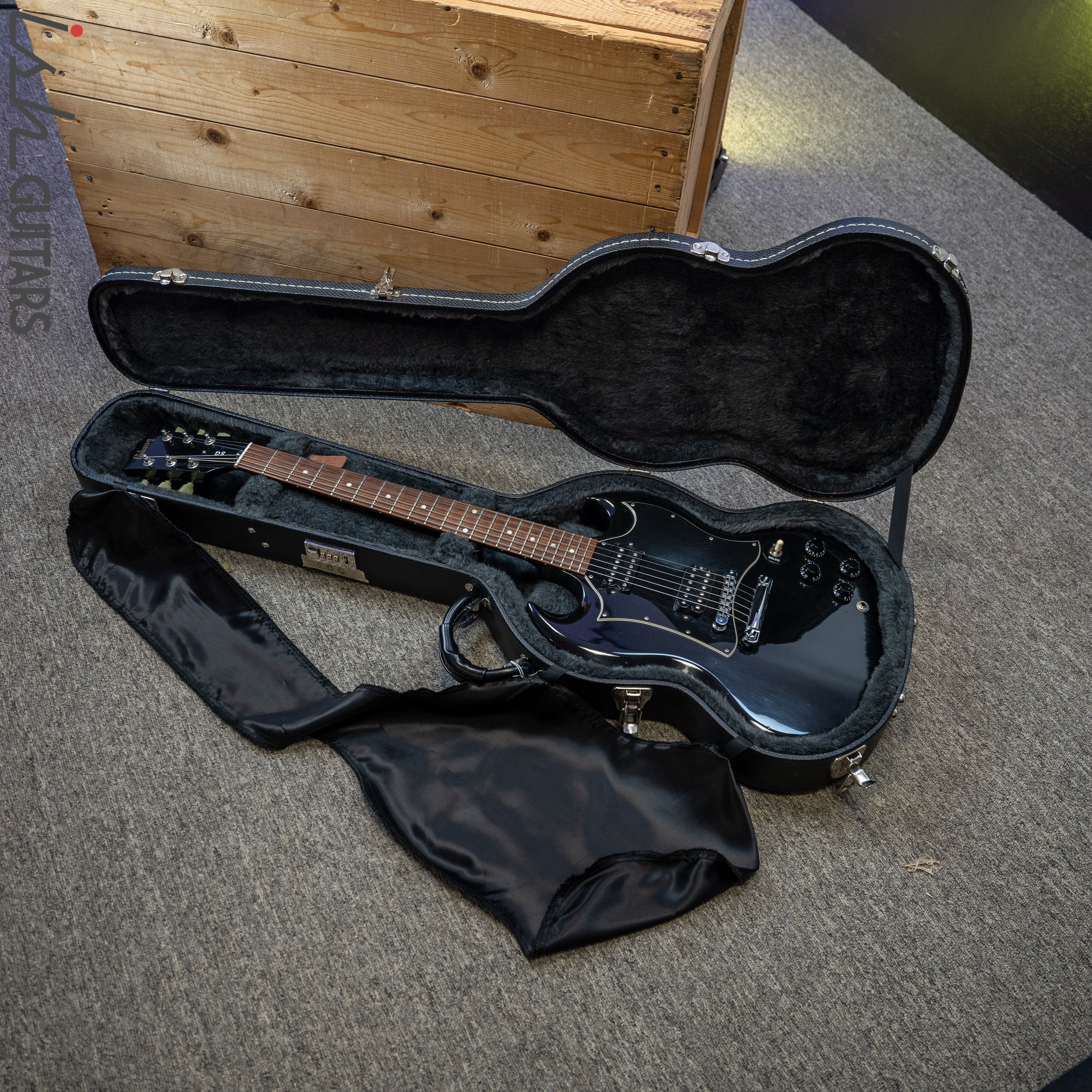 2004 Gibson SG Special Black Gloss - Image 19