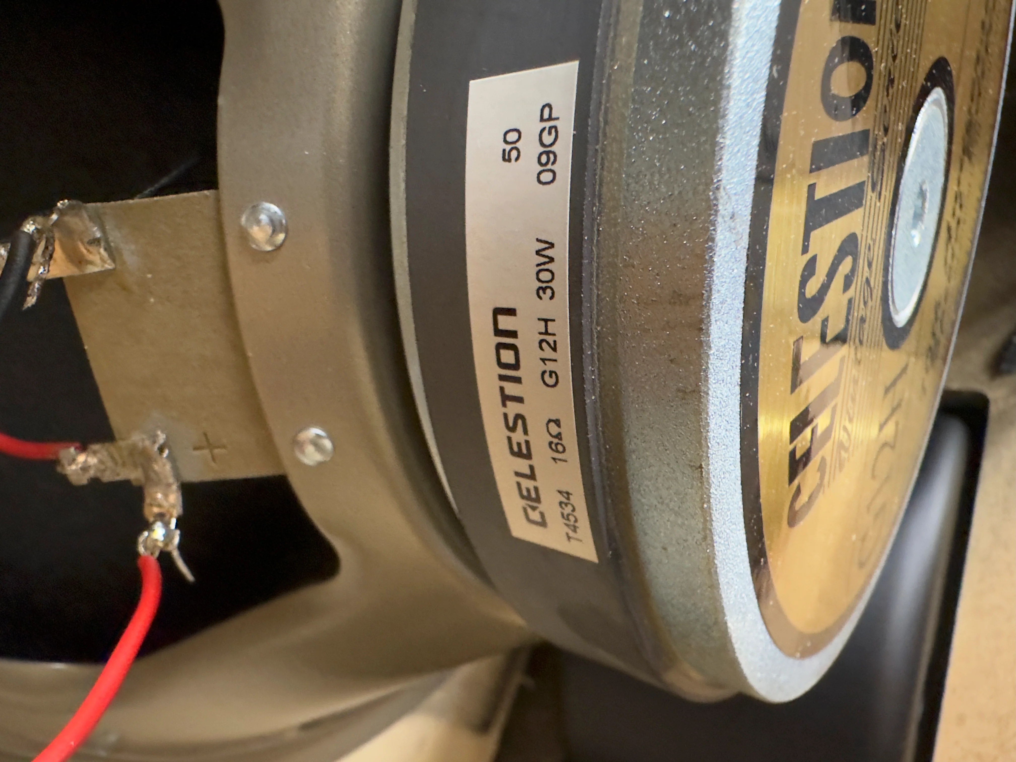2004 Marshall 2061CX Lead 2x12 Cab - Image 9