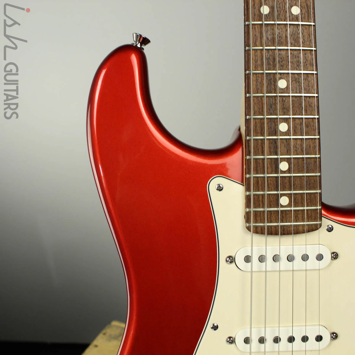 2005 Fender American Standard Stratocaster Candy Apple Red - Image 3