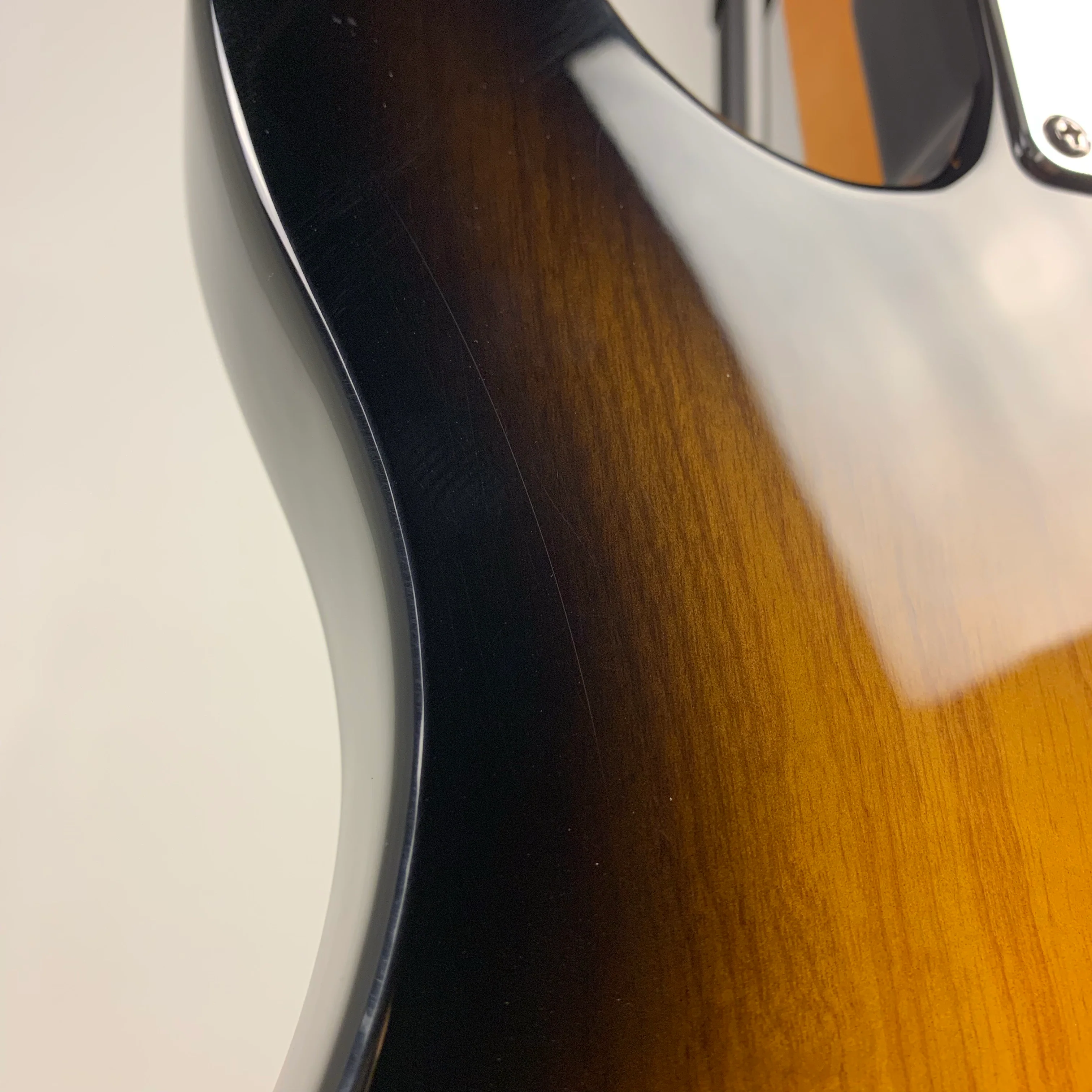 2006 Fender Telecaster Deluxe Sunburst - Image 16