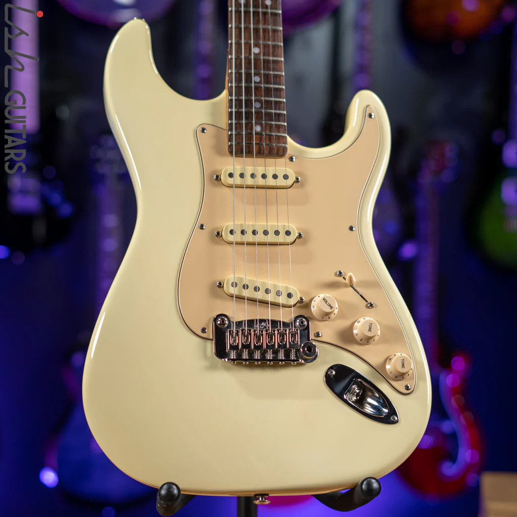 2005 G&L Legacy USA Electric Guitar Cream