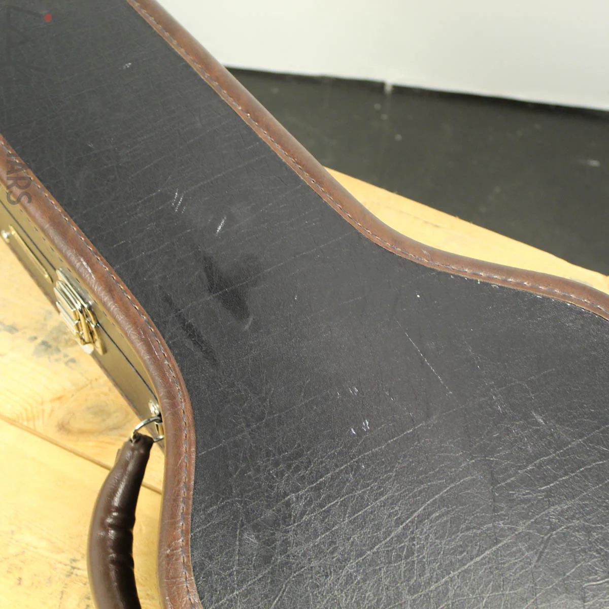 2006 Santa Cruz OM Sitka Spruce Top Acoustic - Image 11