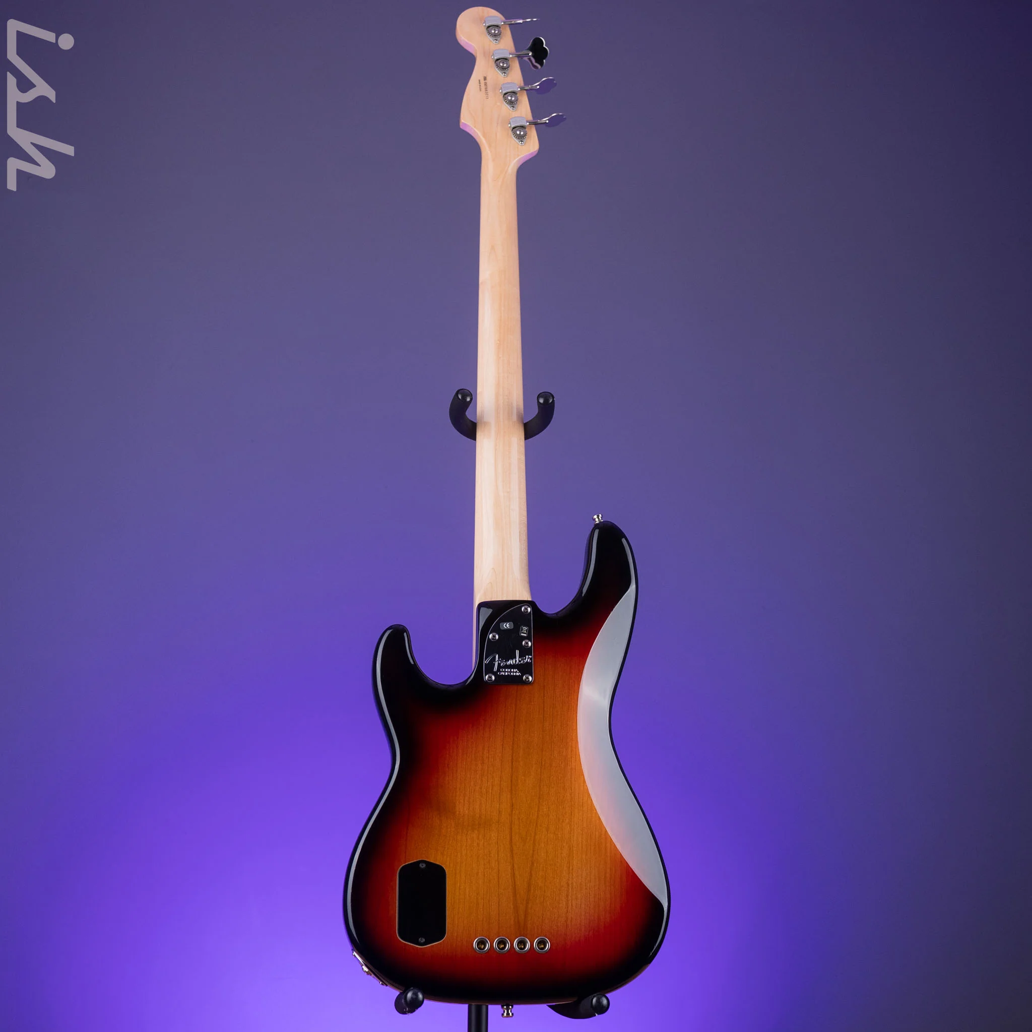 2007 Fender American Deluxe P Bass - Image 12