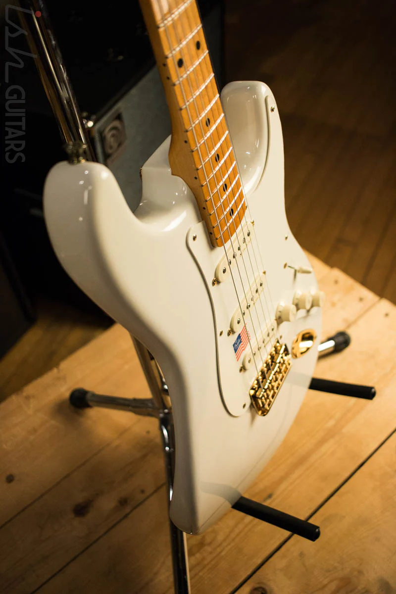 2007 Fender Stratocaster Limited American Vintage 1957 Commemorative Strat Mary Kay MINT! - Image 6